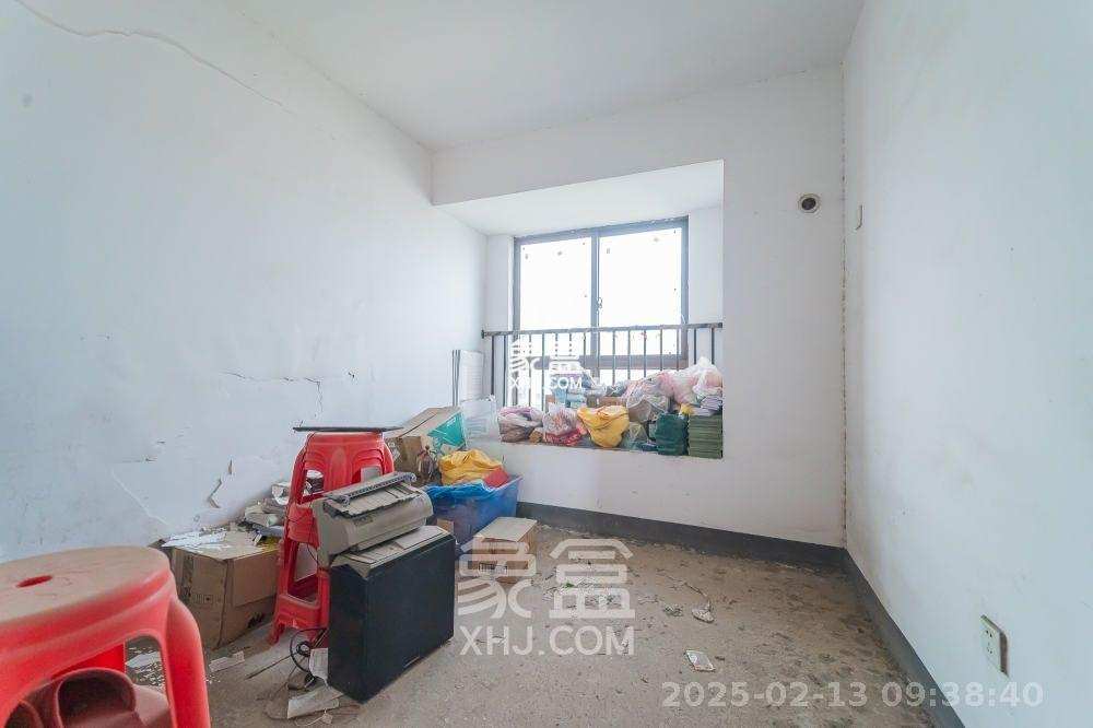 湖湾世景 3室2厅1卫 1500.0元/月 湖湾世景 3室2厅1卫 1500.0元/月室内图