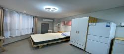 长房地铁银座  1室0厅1卫   1700.00元/月