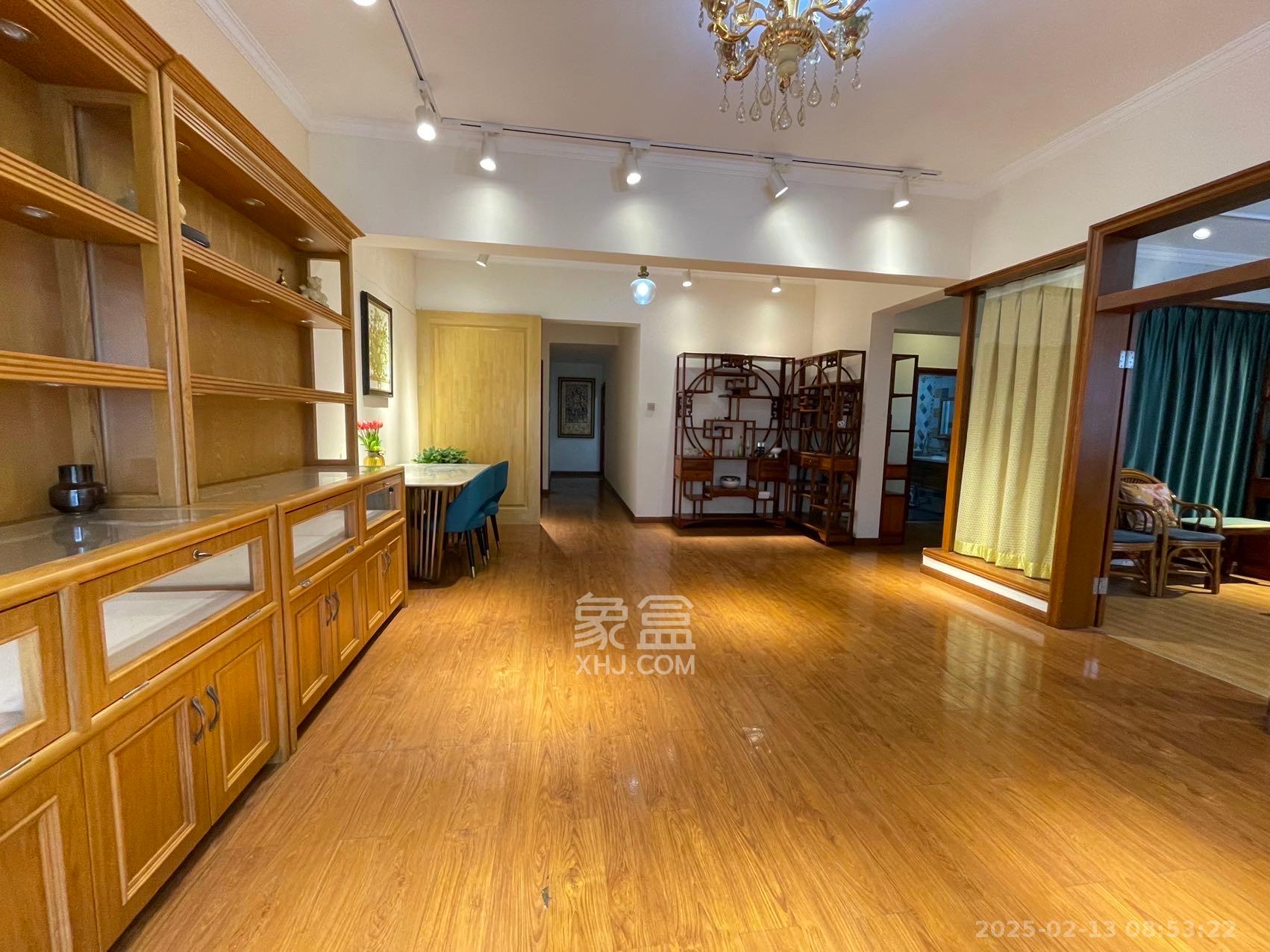 东方之珠 3室2厅2卫 3580.0元/月 东方之珠 3室2厅2卫 3580.0元/月室内图