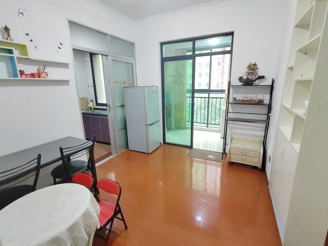 水映豪廷(一,二,三期) 1室0厅0卫 1300.0元/月 水映豪廷(一,二,三期) 1室0厅0卫 1300.0元/月室内图