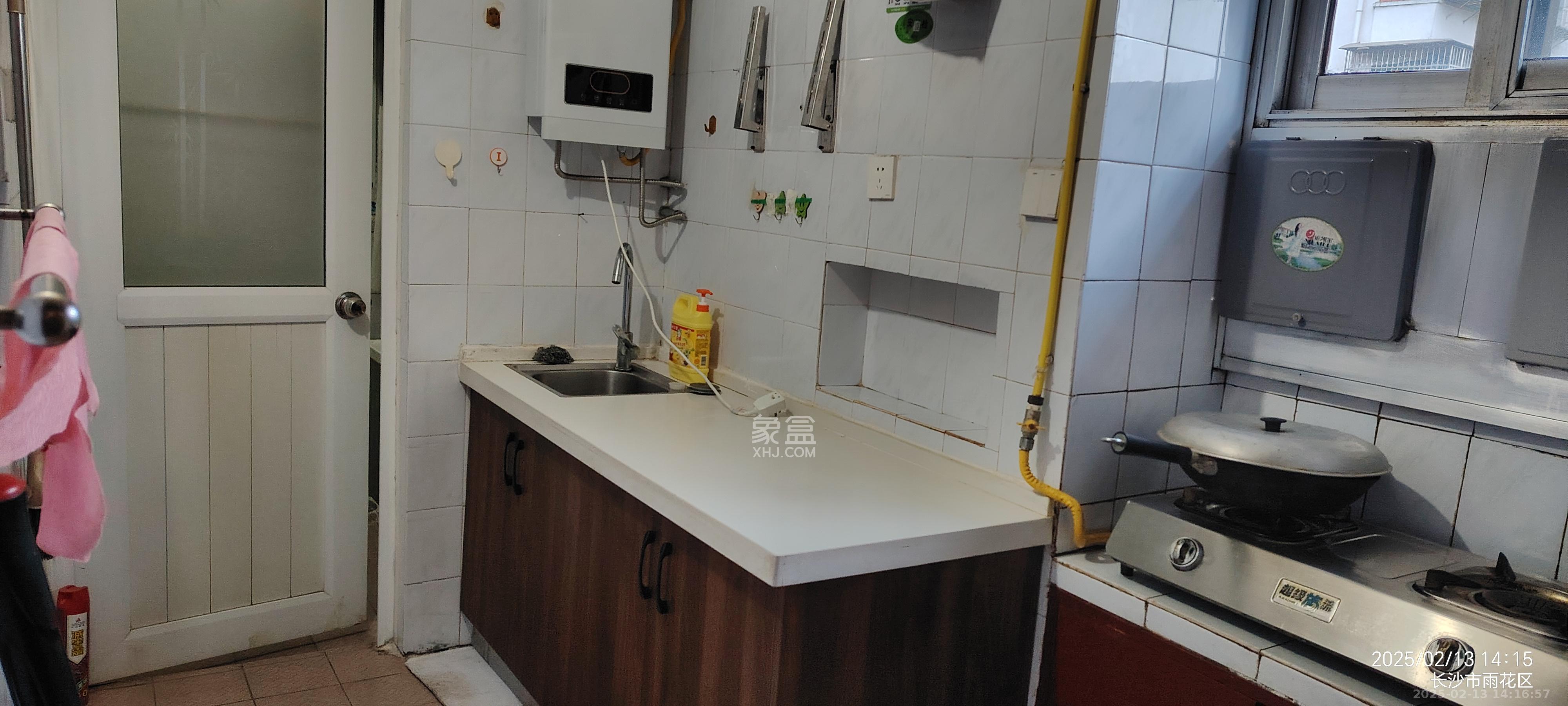 桂花二村 2室1厅1卫 1600.0元/月 桂花二村 2室1厅1卫 1600.0元/月室内图