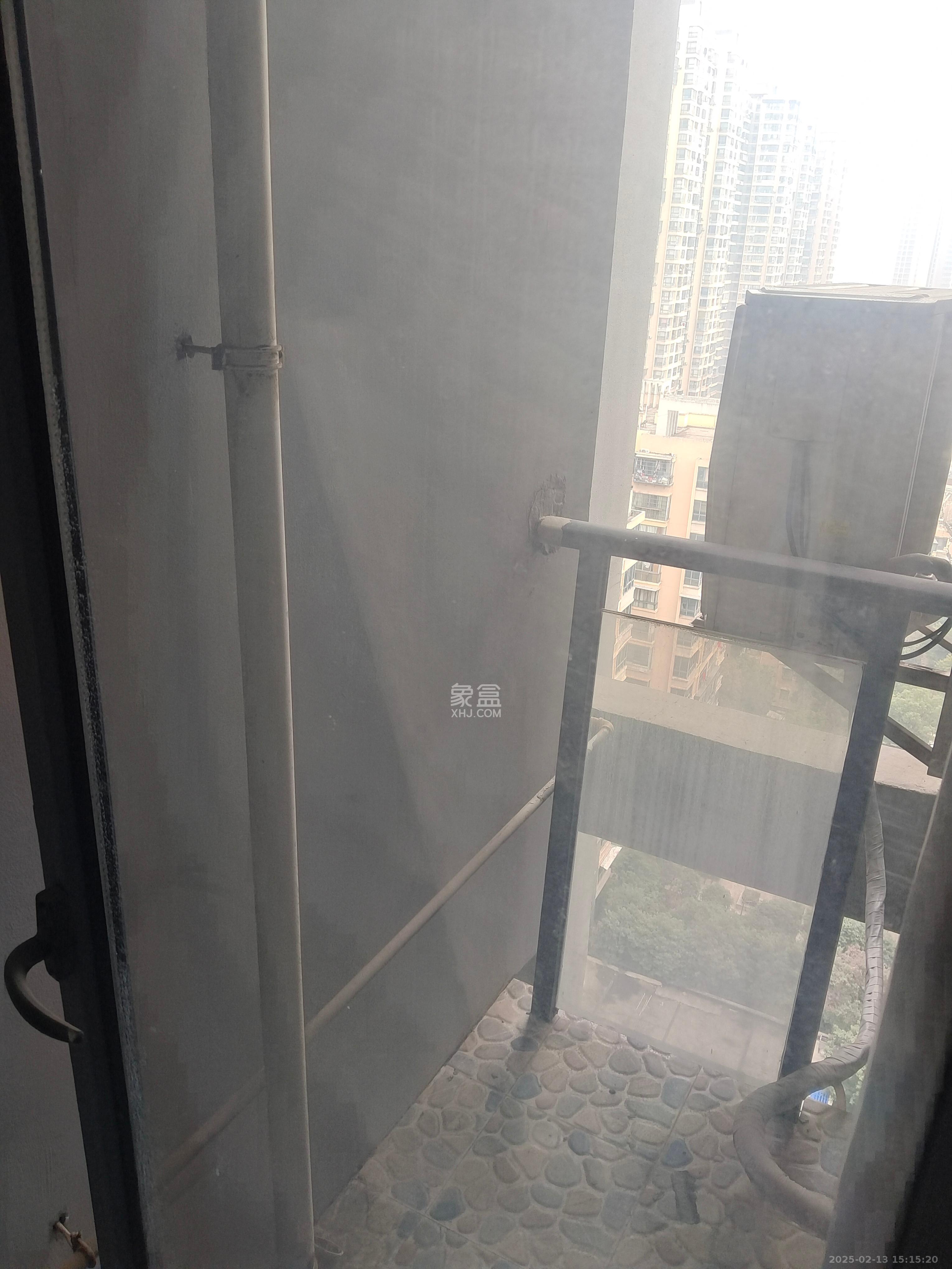 勤诚达新界  2室1厅1卫   1400.00元/月室内图