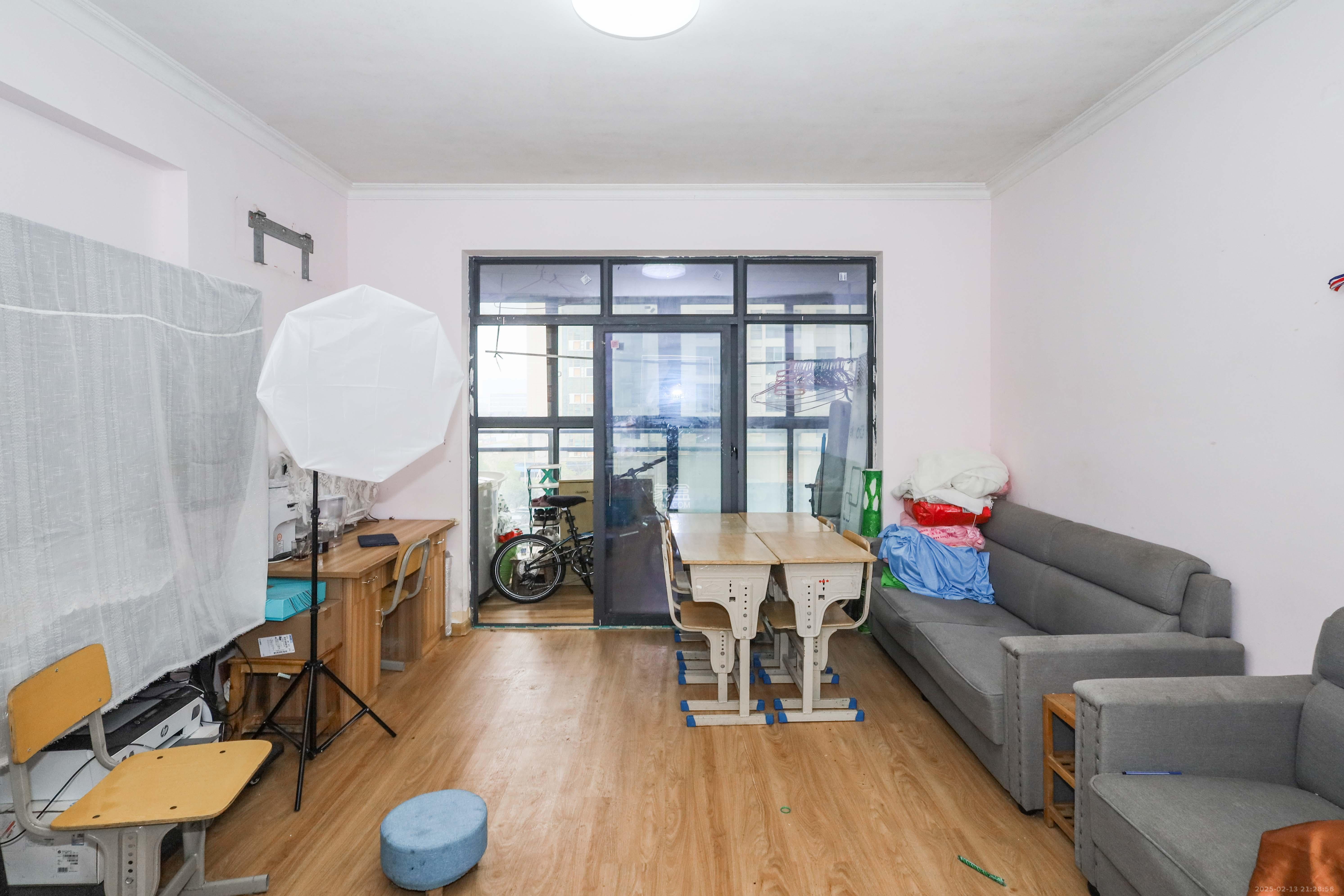 华侨假日中心(晟华苑) 1室2厅1卫 2000.0元/月 华侨假日中心(晟华苑) 1室2厅1卫 2000.0元/月室内图