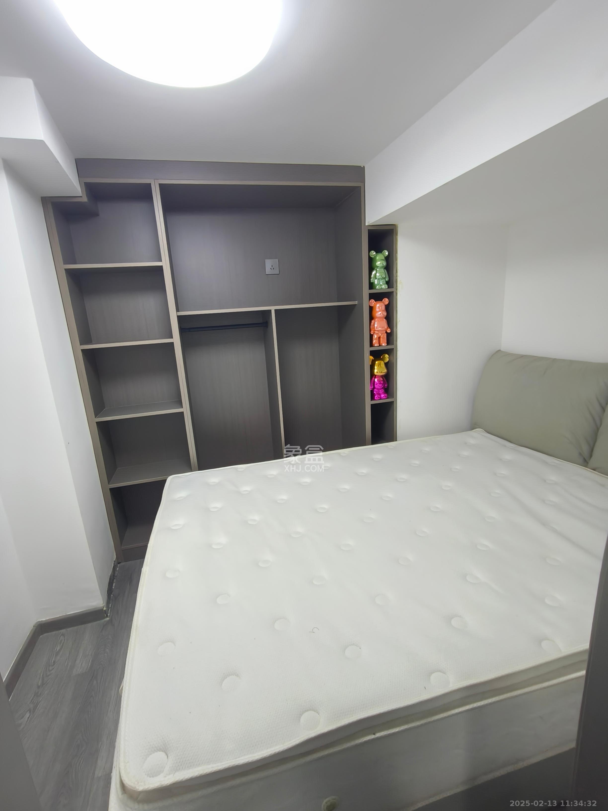 新长海D1站 1室1厅1卫 1500.0元/月 新长海D1站 1室1厅1卫 1500.0元/月室内图