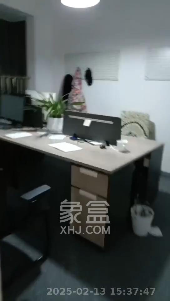 湘江世纪城富湾国际 4室2厅2卫 8500.0元/月 湘江世纪城富湾国际 4室2厅2卫 8500.0元/月室内图