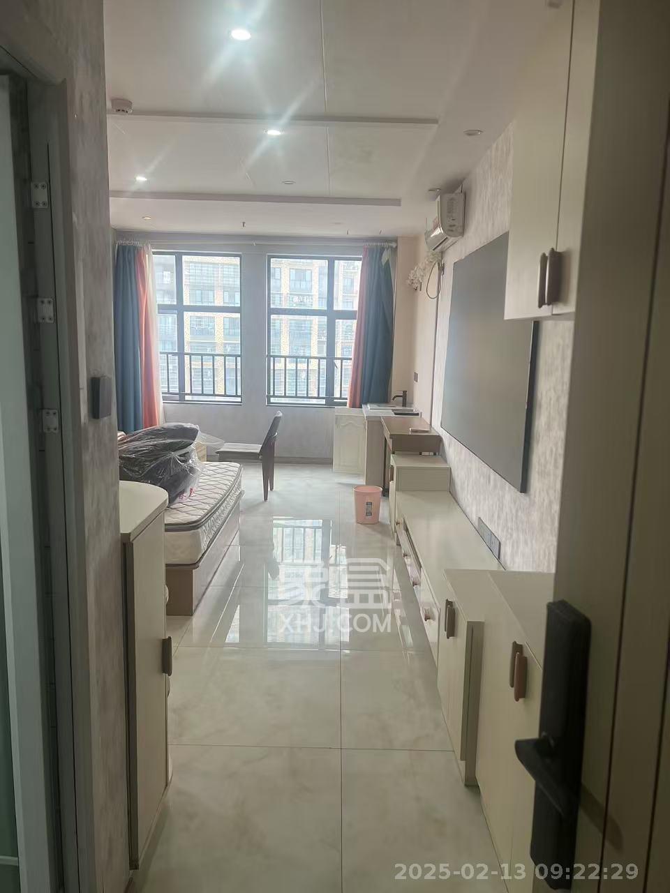 云集国际 1室1厅1卫 1300.0元/月 云集国际 1室1厅1卫 1300.0元/月室内图