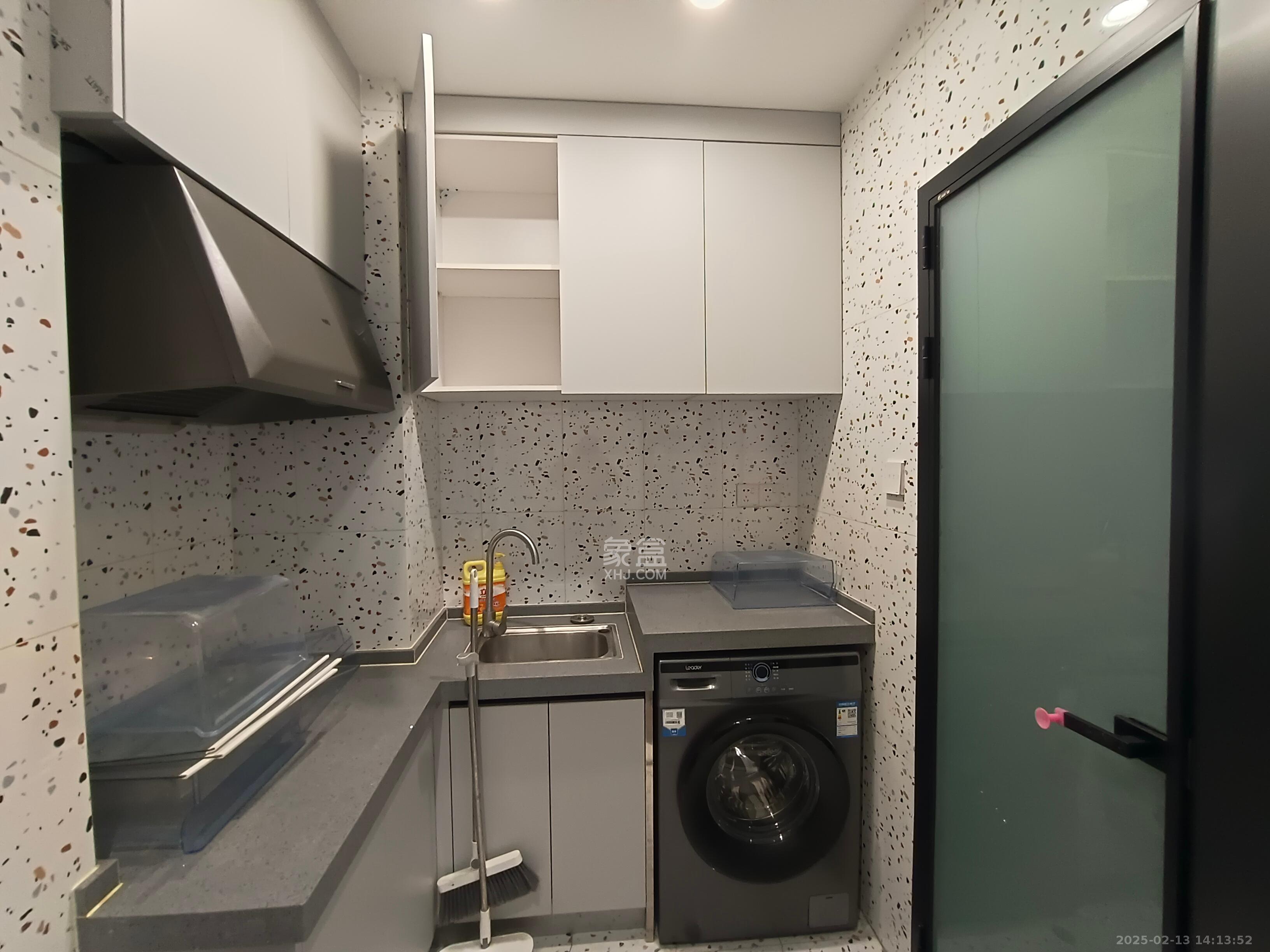 阿舍南2号(花之林大厦) 1室0厅0卫 1000.0元/月 阿舍南2号(花之林大厦) 1室0厅0卫 1000.0元/月室内图