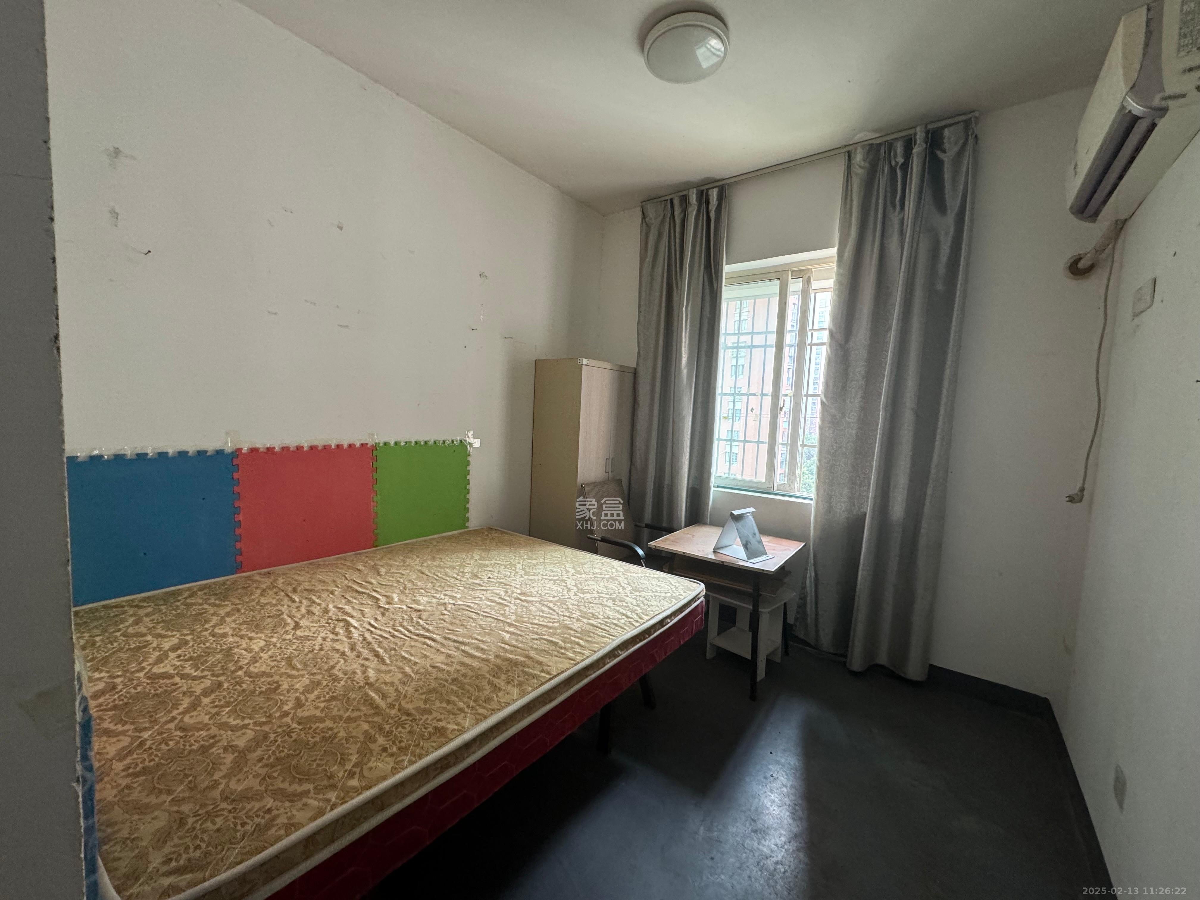 景上鑫苑 4室2厅2卫 1800.0元/月 景上鑫苑 4室2厅2卫 1800.0元/月室内图