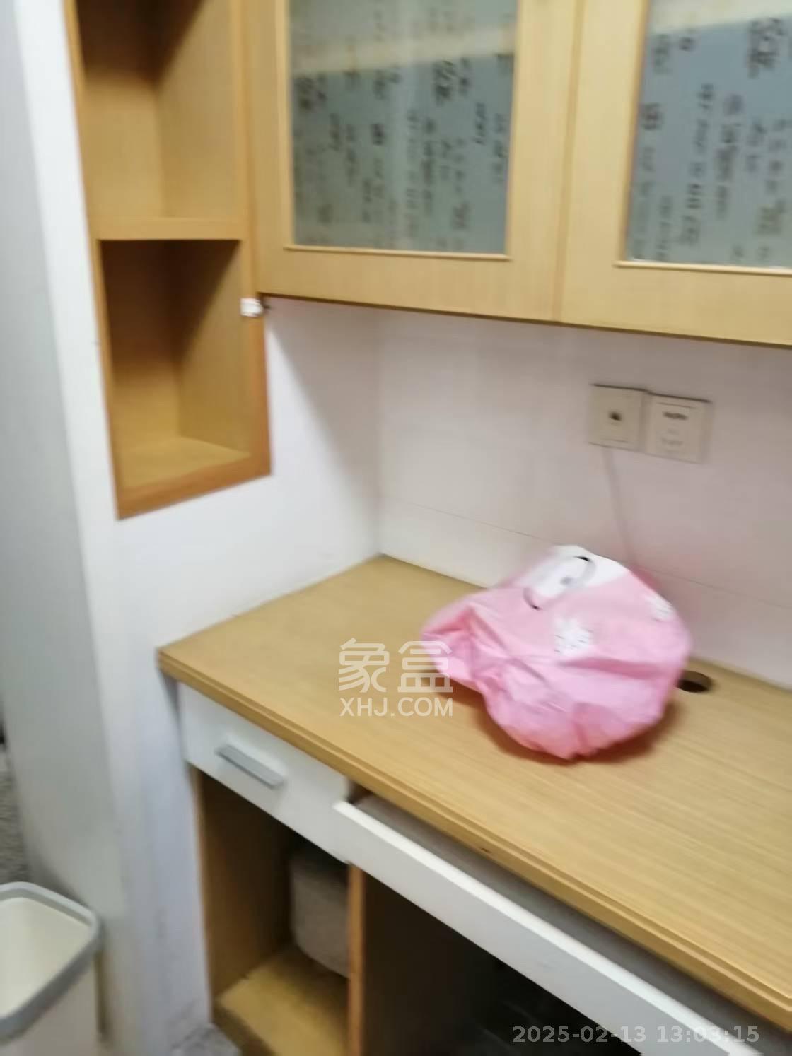 铝厂宿舍  2室1厅1卫   1500.00元/月室内图