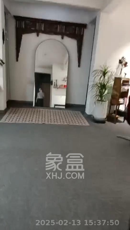 湘江世纪城富湾国际 4室2厅2卫 8500.0元/月 湘江世纪城富湾国际 4室2厅2卫 8500.0元/月室内图