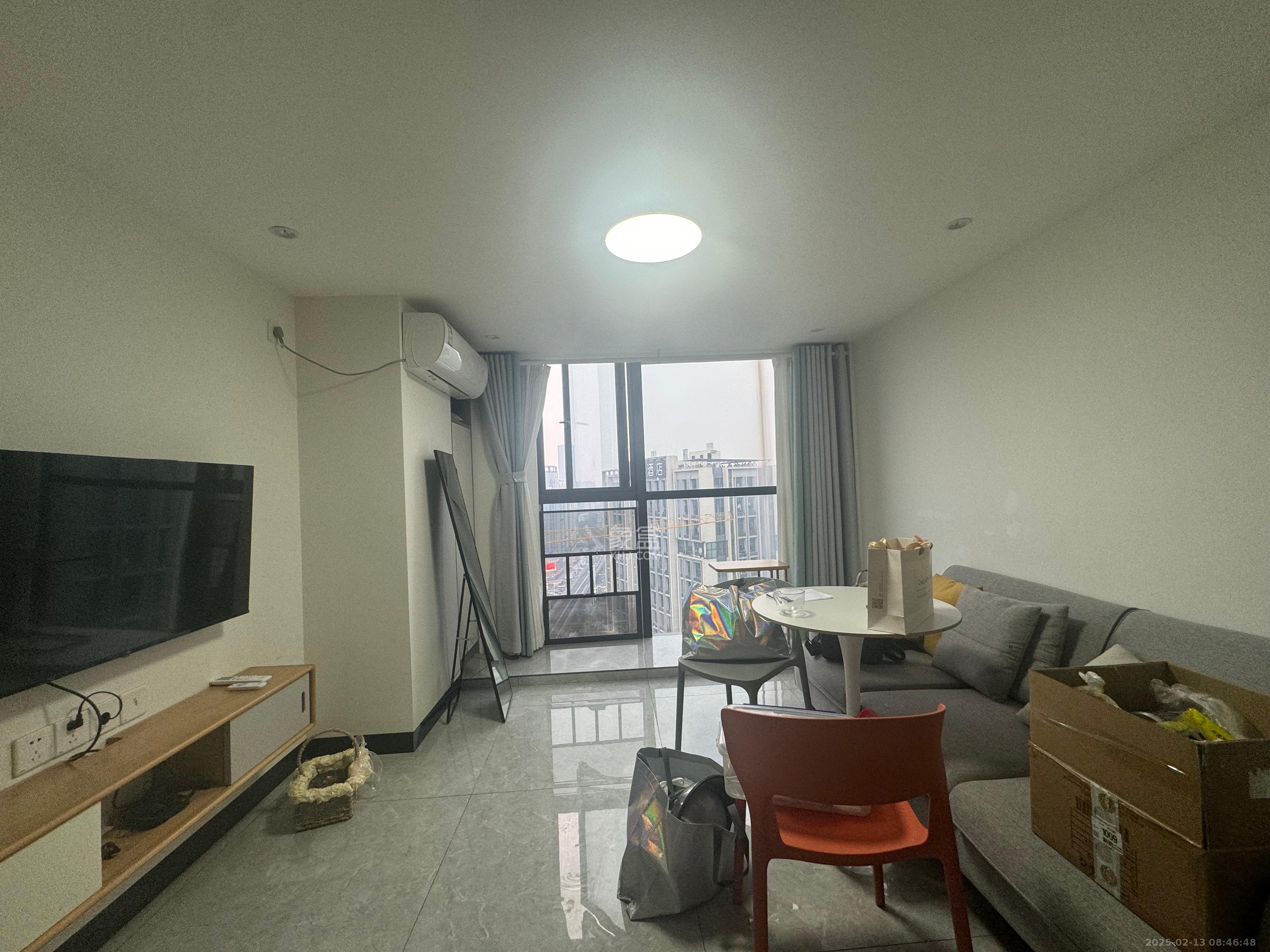 万润时光里 2室1厅1卫 2300.0元/月 万润时光里 2室1厅1卫 2300.0元/月室内图