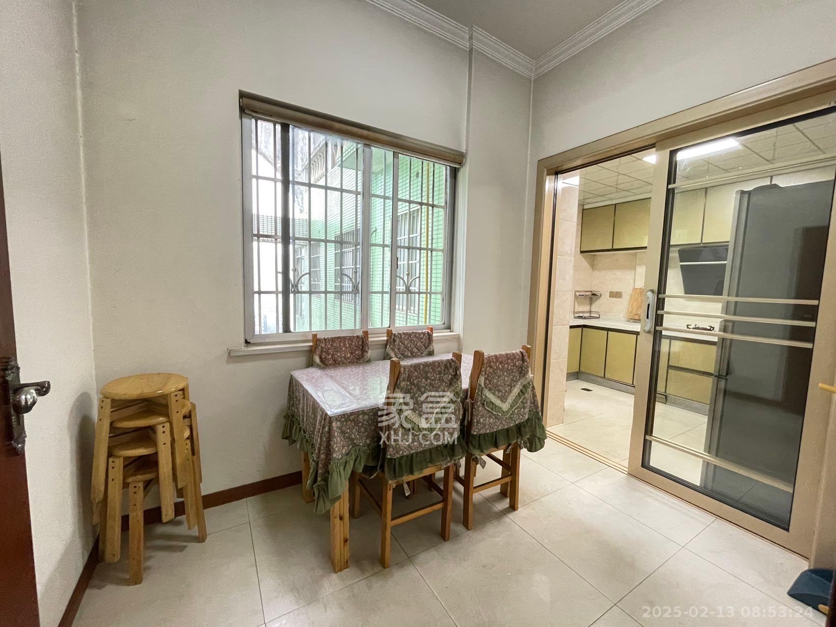 东方之珠 3室2厅2卫 3580.0元/月 东方之珠 3室2厅2卫 3580.0元/月室内图