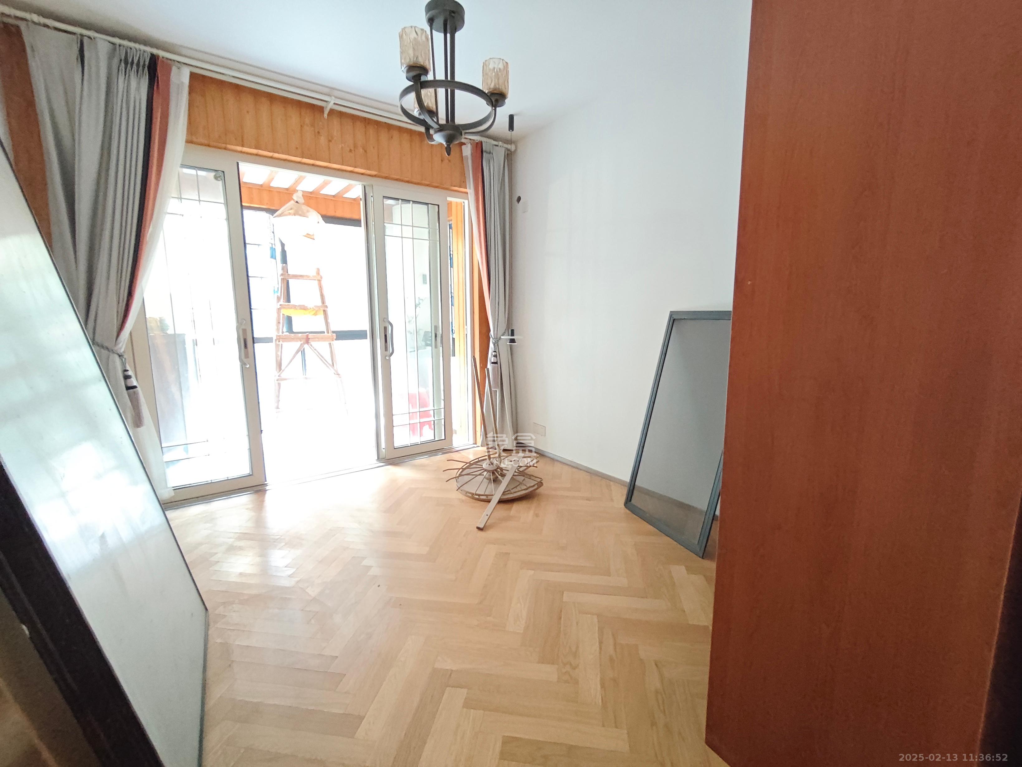 澳海澜庭  4室2厅2卫    3200.0元/月 澳海澜庭  4室2厅2卫    3200.0元/月室内图