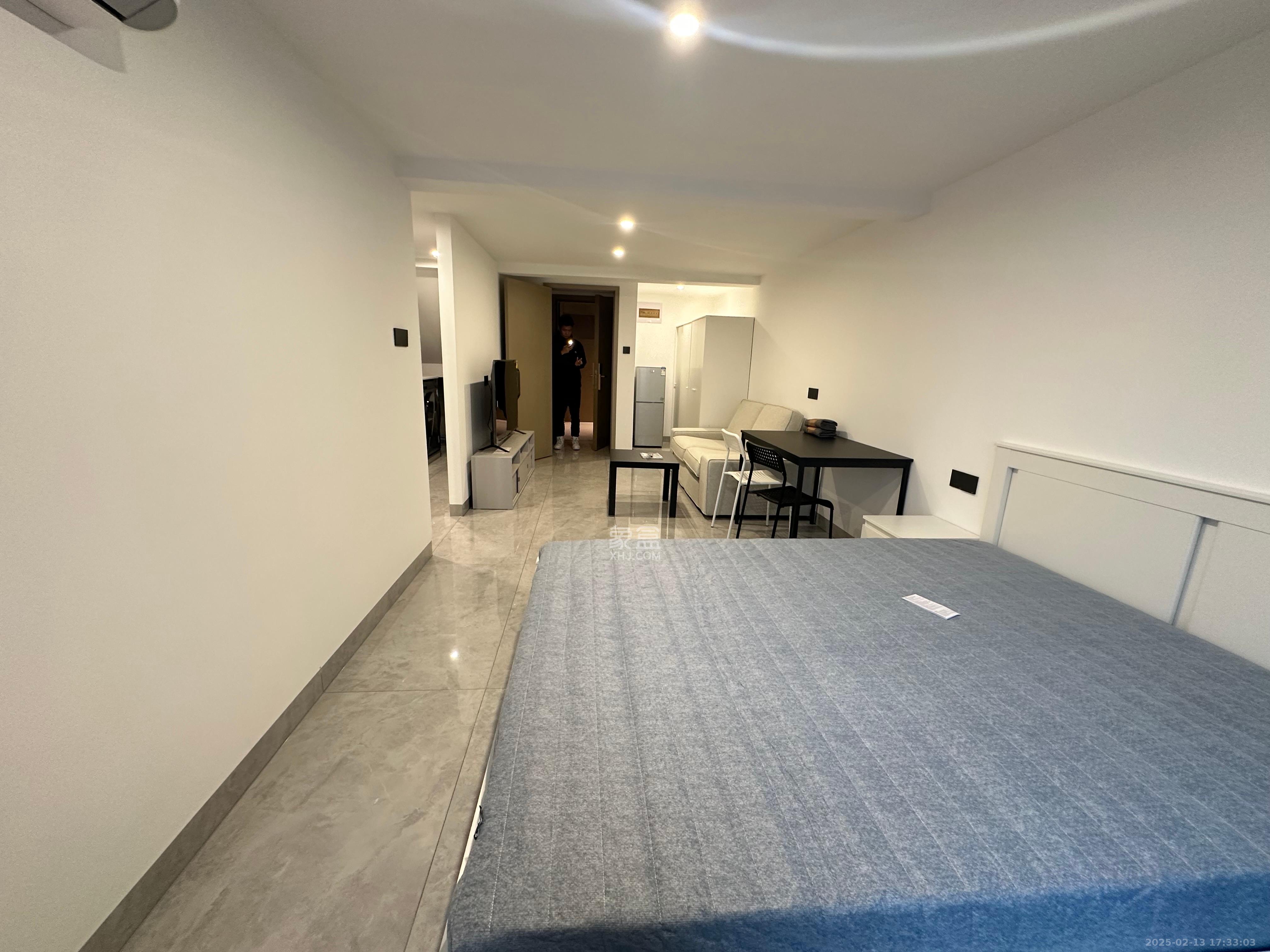 时代MOMA云PARK  1室1厅1卫    2000.0元/月 时代MOMA云PARK  1室1厅1卫    2000.0元/月室内图