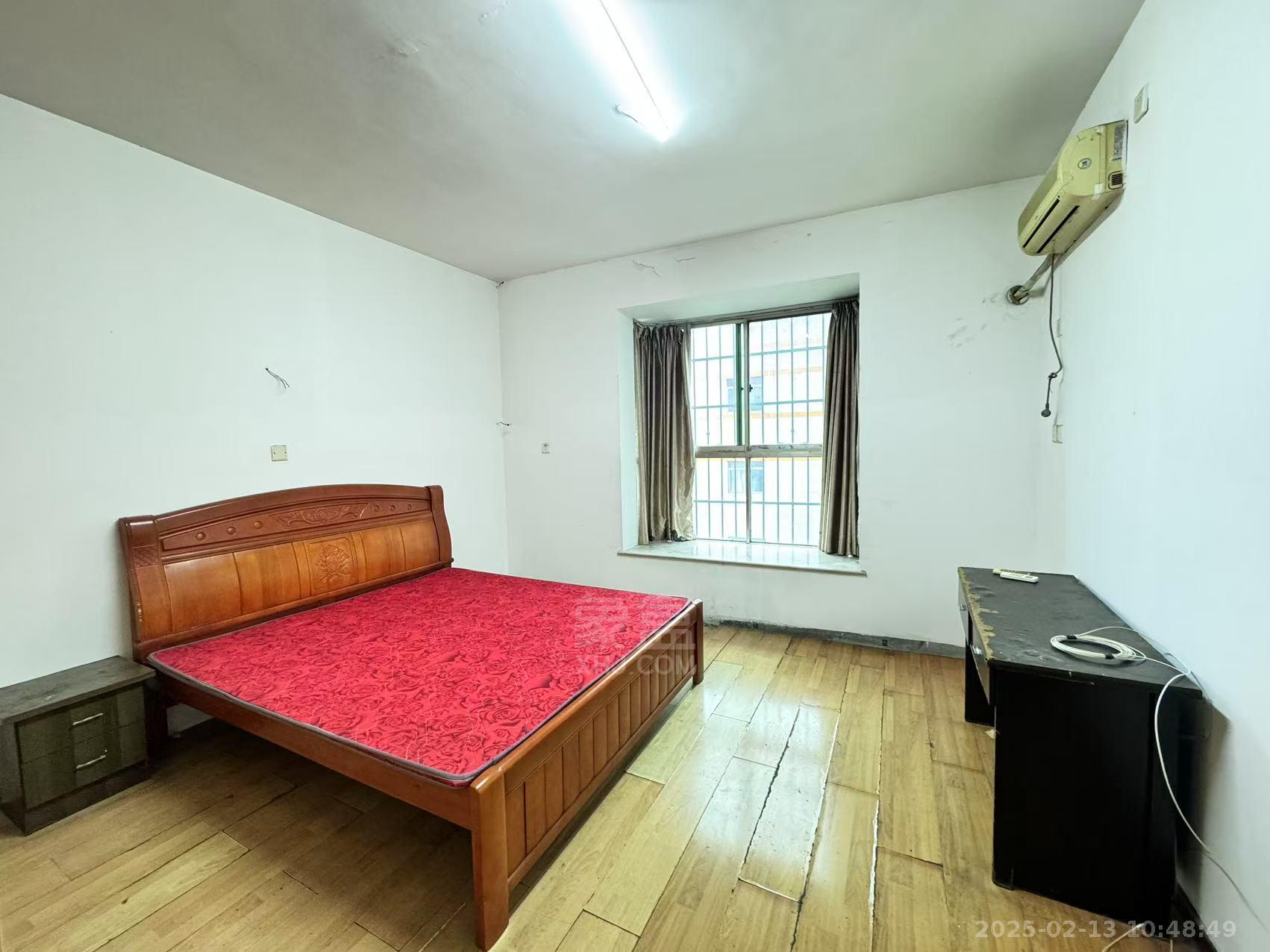 华茂商厦 3室2厅2卫 1800.0元/月 华茂商厦 3室2厅2卫 1800.0元/月室内图