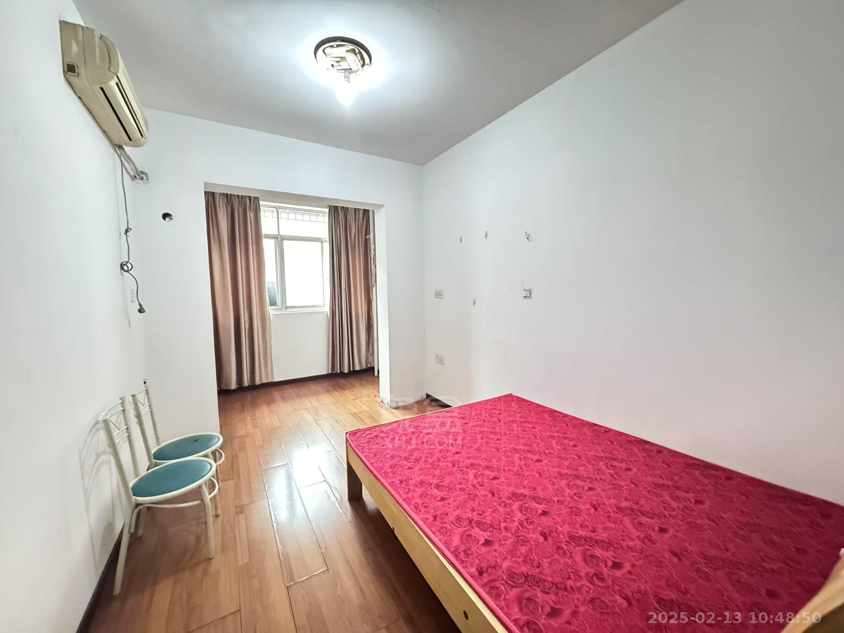 华茂商厦 3室2厅2卫 1800.0元/月 华茂商厦 3室2厅2卫 1800.0元/月室内图