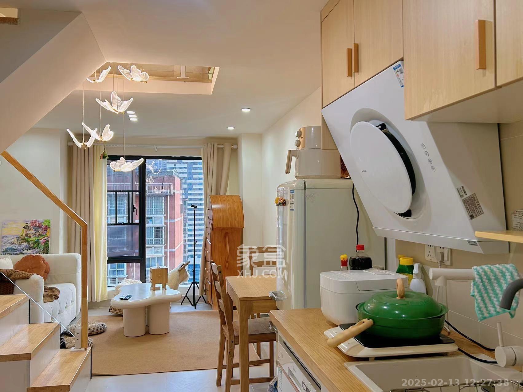 卓越江岸  2室0厅0卫    3500.0元/月 卓越江岸  2室0厅0卫    3500.0元/月室内图