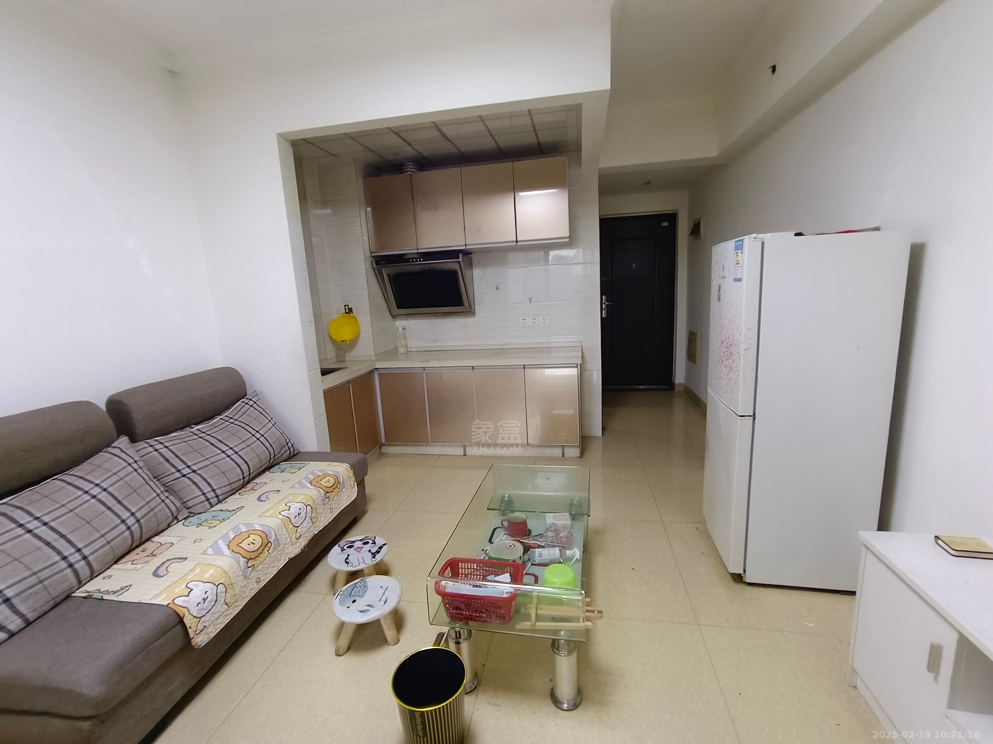 美的城三期 1室1厅1卫 1100.0元/月 美的城三期 1室1厅1卫 1100.0元/月室内图