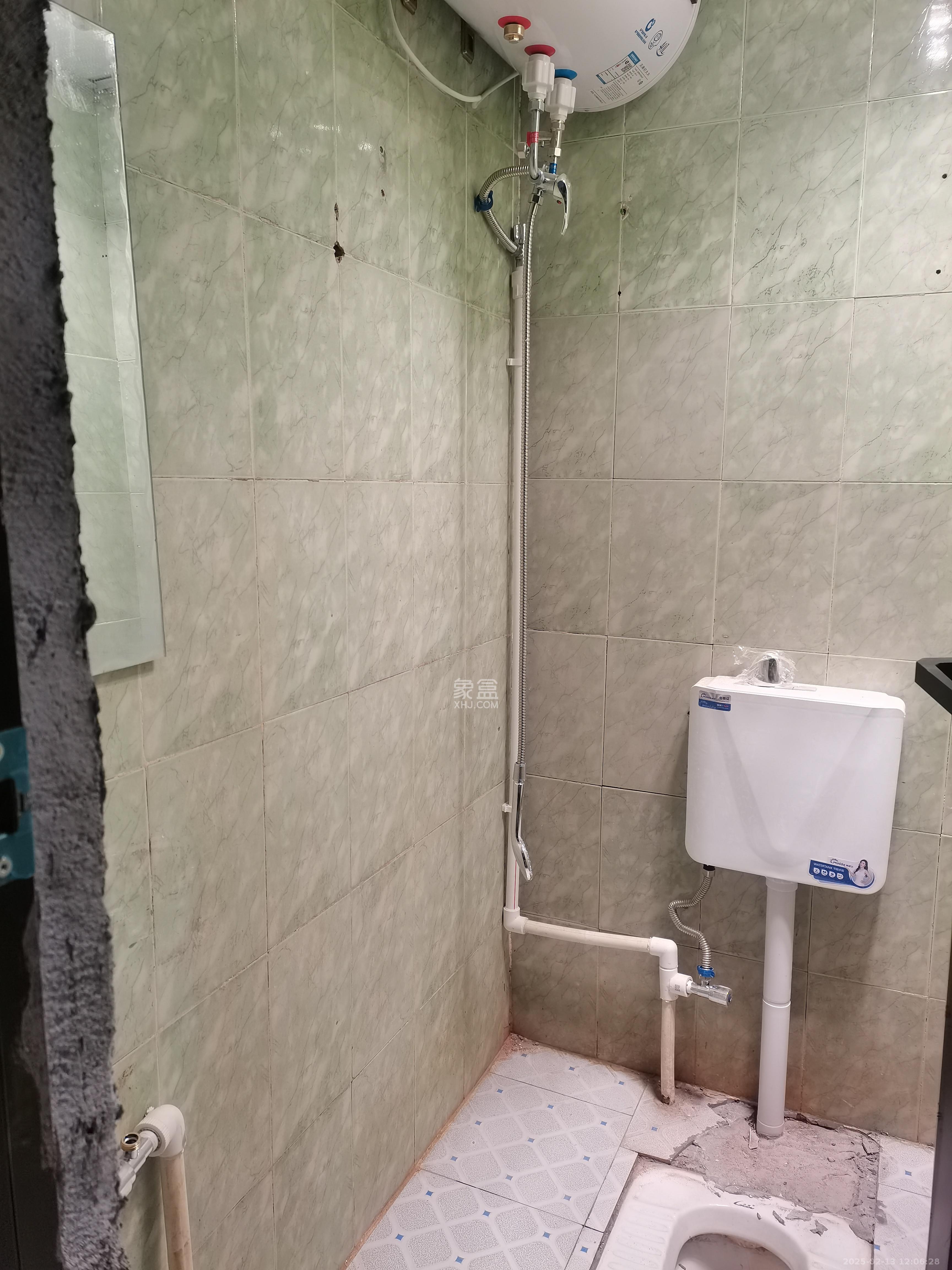 润泽园 1室1厅1卫 1100.0元/月 润泽园 1室1厅1卫 1100.0元/月室内图