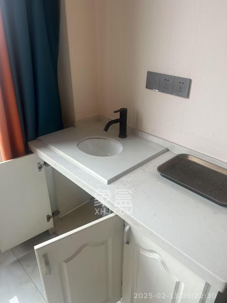 云集国际 1室1厅1卫 1300.0元/月 云集国际 1室1厅1卫 1300.0元/月室内图