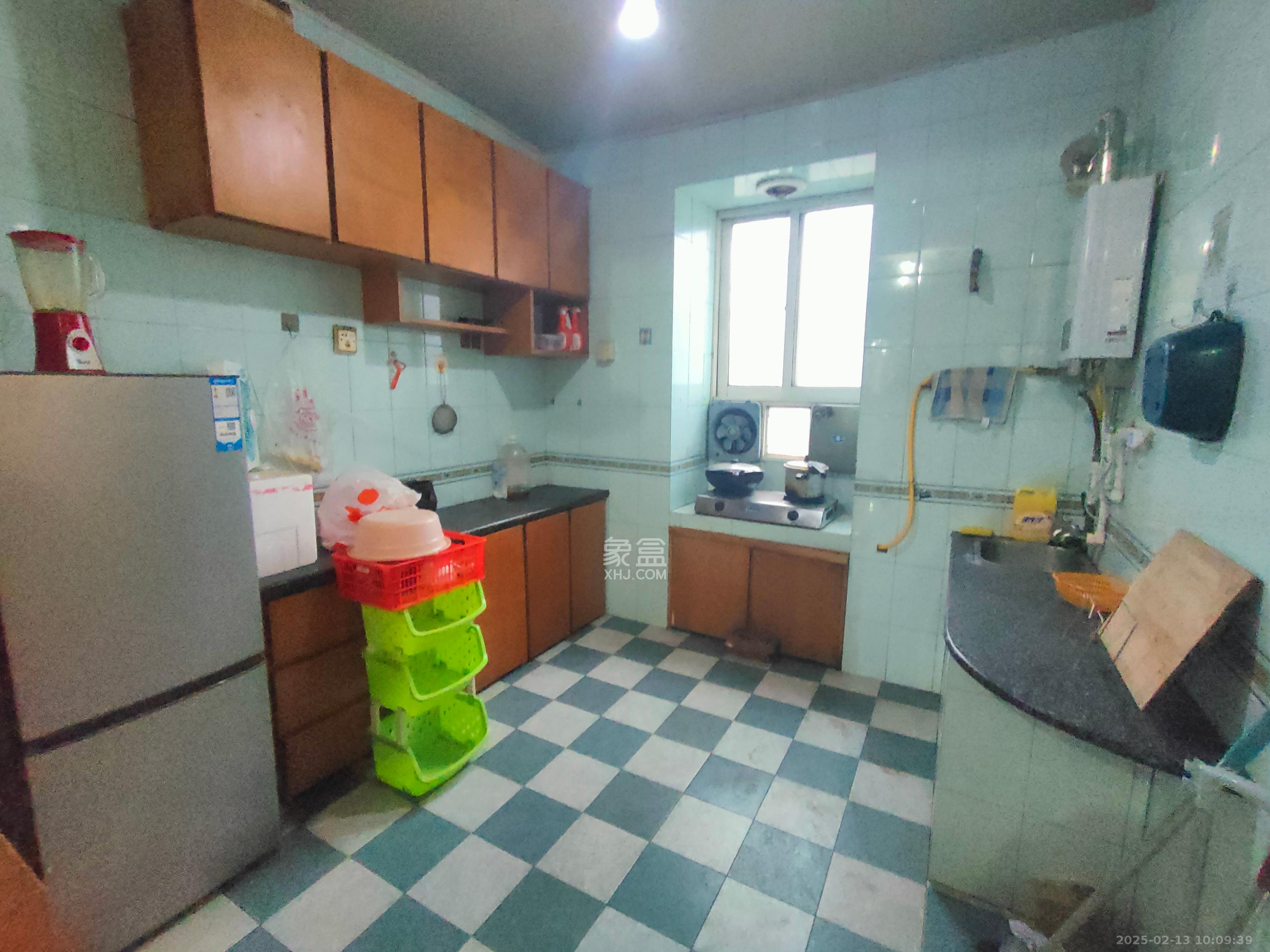 建鑫工行宿舍 3室2厅2卫 900.0元/月 建鑫工行宿舍 3室2厅2卫 900.0元/月室内图