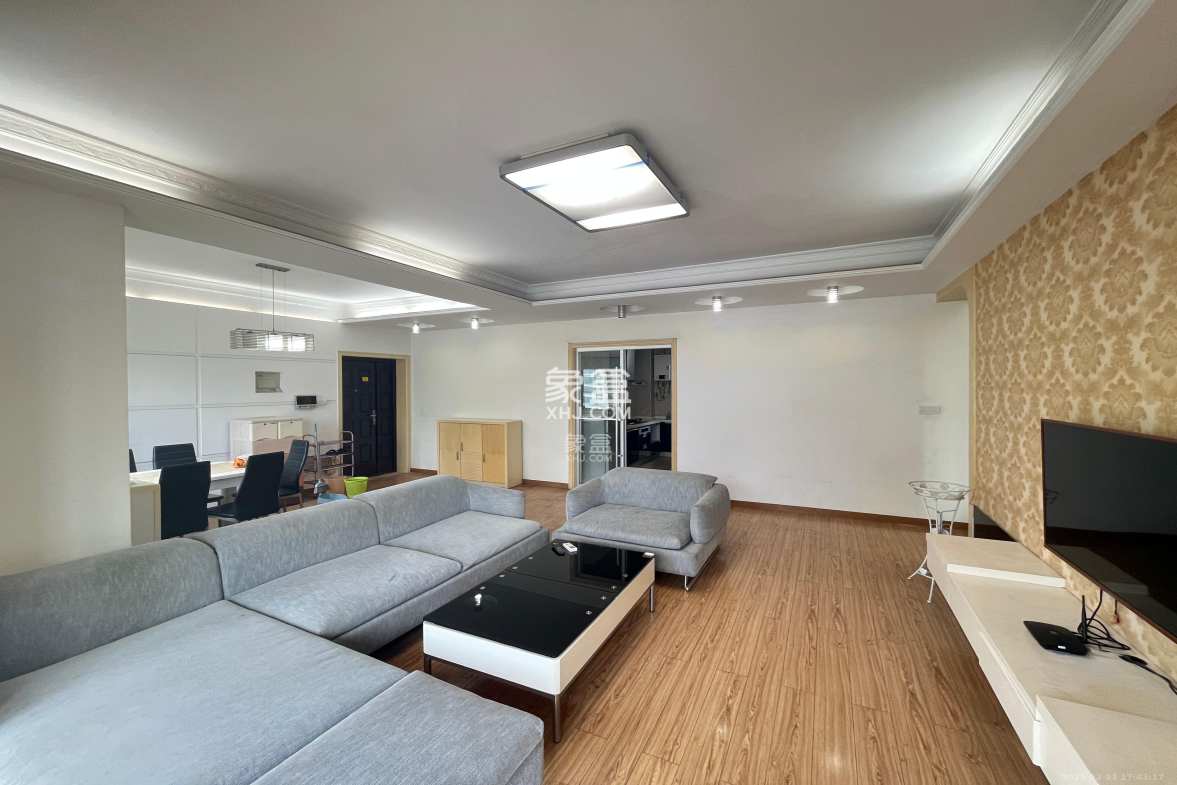 沁园春御院 3室2厅1卫 3200.0元/月 沁园春御院 3室2厅1卫 3200.0元/月室内图