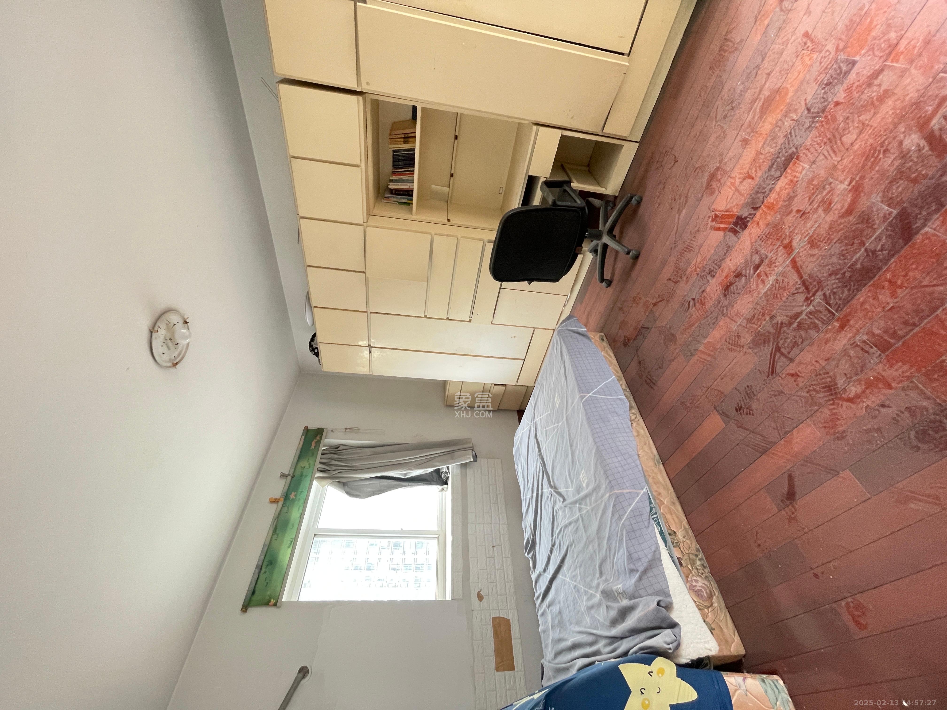 长勘小区  3室1厅1卫   2700.00元/月室内图