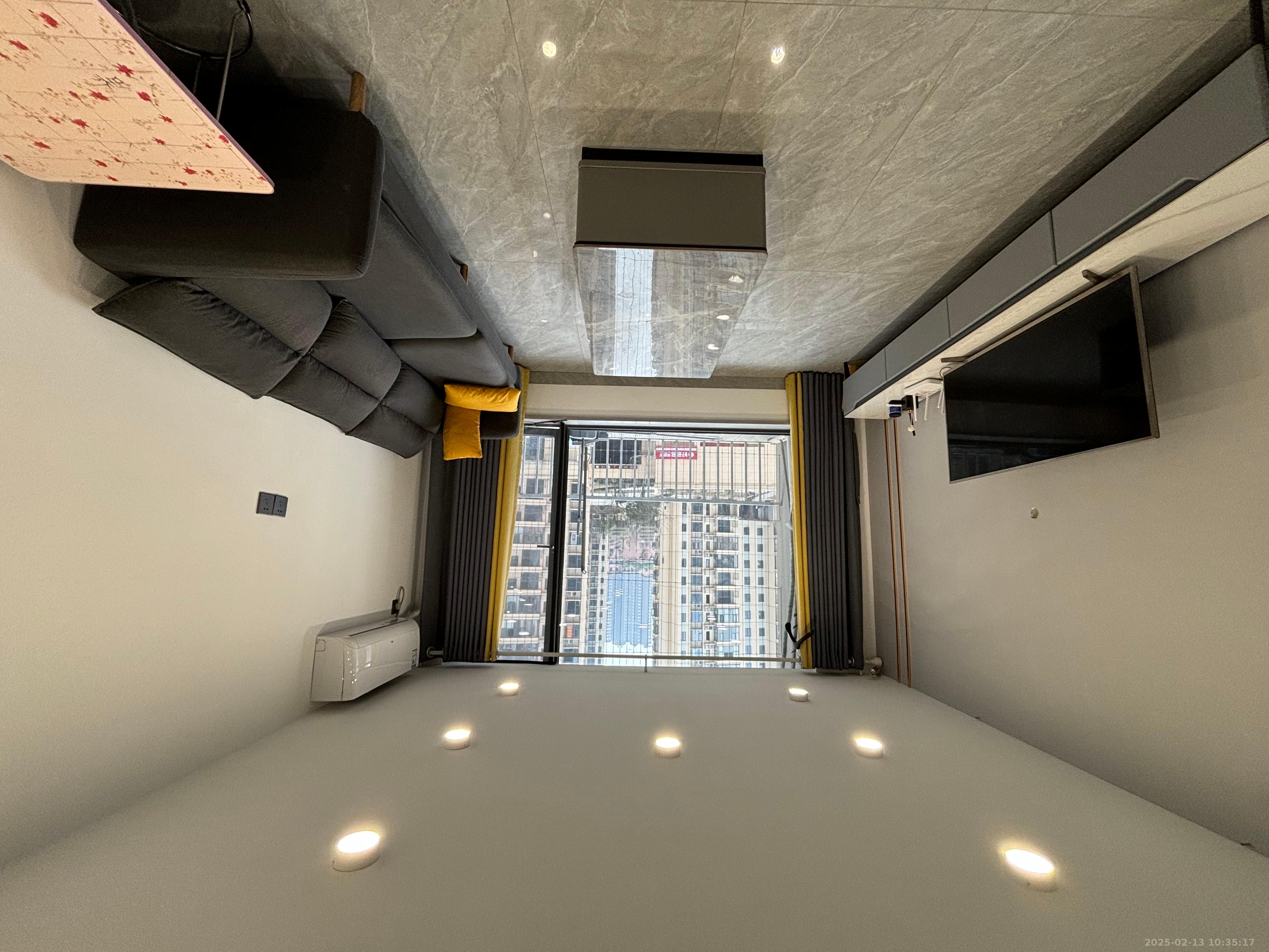 力高凤凰新天 2室1厅1卫 2800.0元/月 力高凤凰新天 2室1厅1卫 2800.0元/月室内图