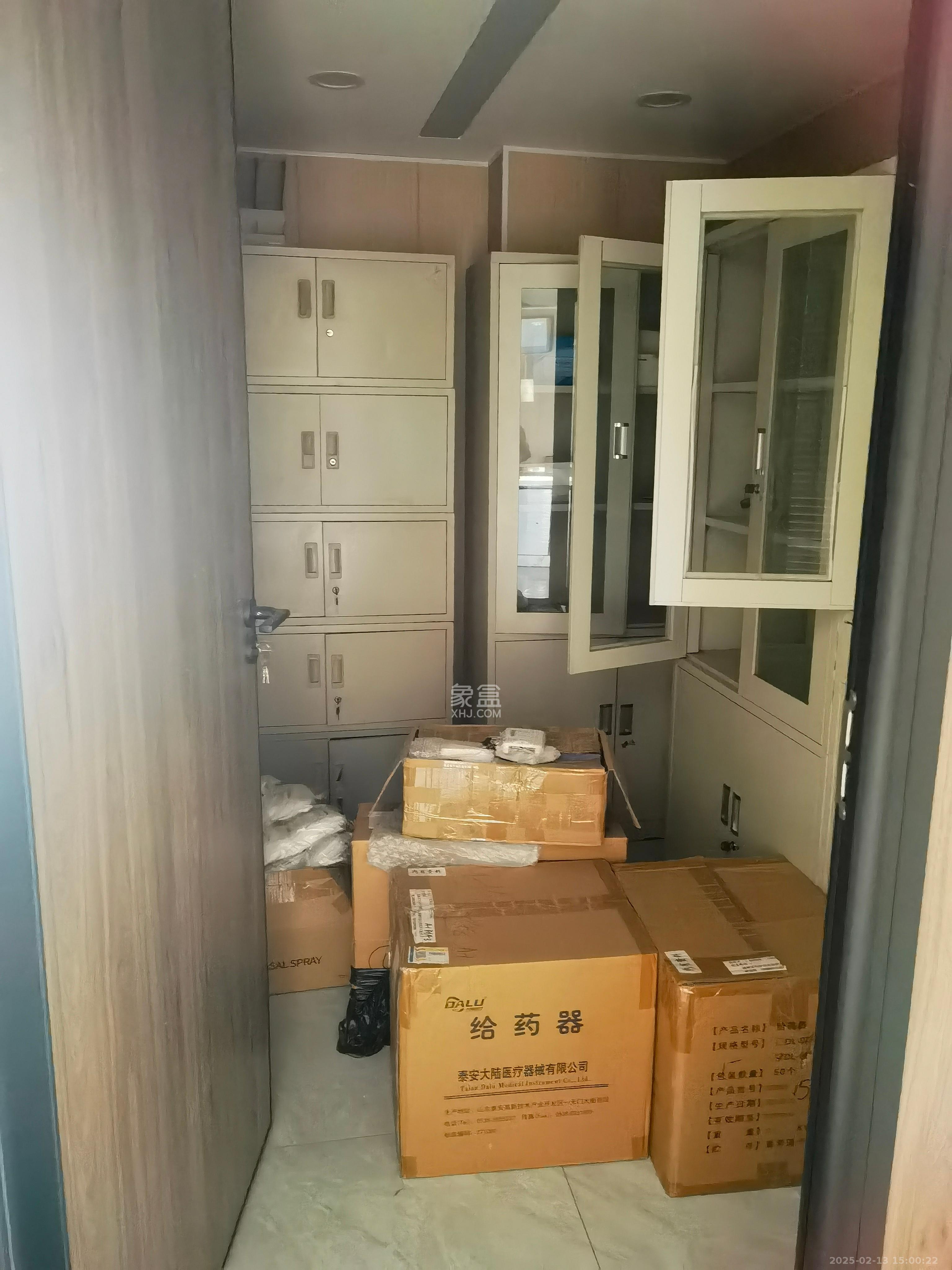 长燃润和天地(长润小区印湘江) 1室1厅1卫 5000.0元/月 长燃润和天地(长润小区印湘江) 1室1厅1卫 5000.0元/月室内图