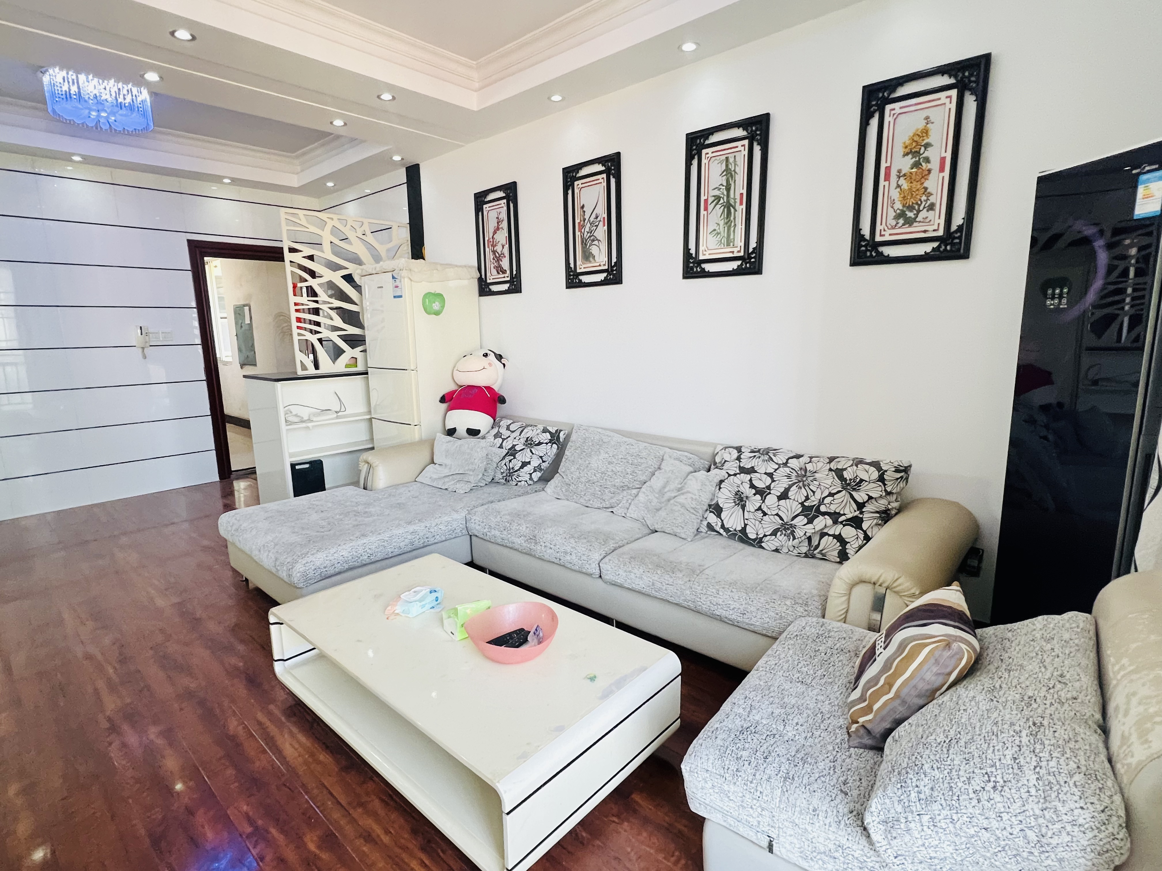 鸿泰国际 2室2厅1卫 49.8万 鸿泰国际 2室2厅1卫 49.8万室内图