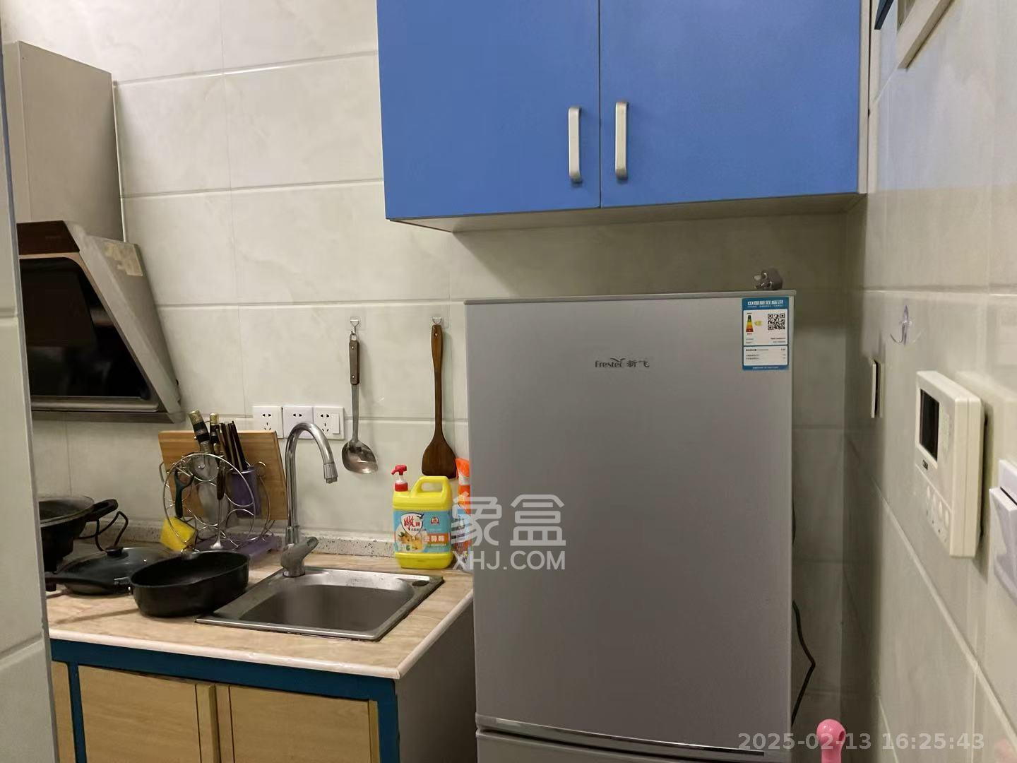 华侨假日中心（晟华苑）  1室1厅1卫   1200.00元/月室内图