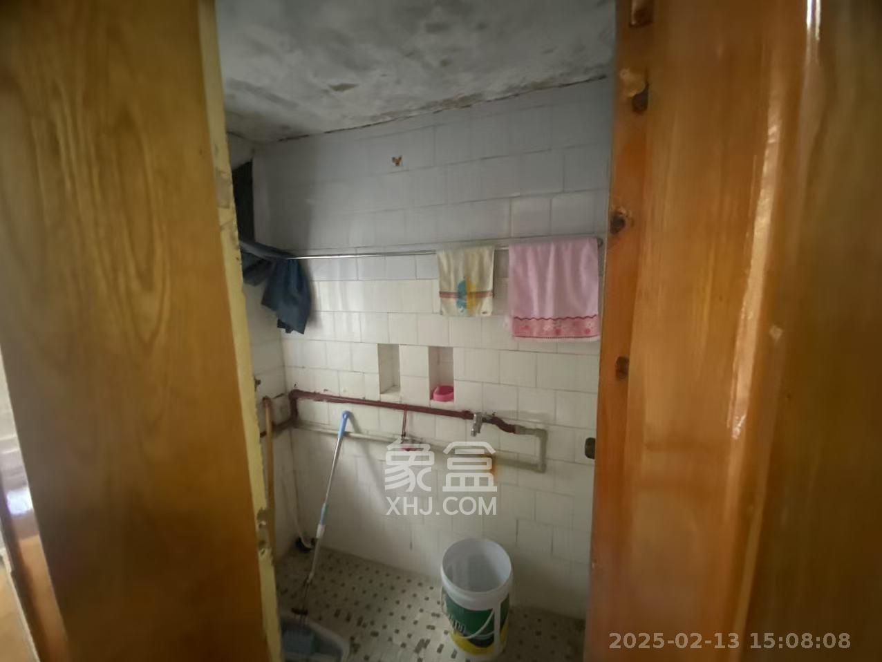 汽制宿舍 2室1厅1卫 1500.0元/月 汽制宿舍 2室1厅1卫 1500.0元/月室内图