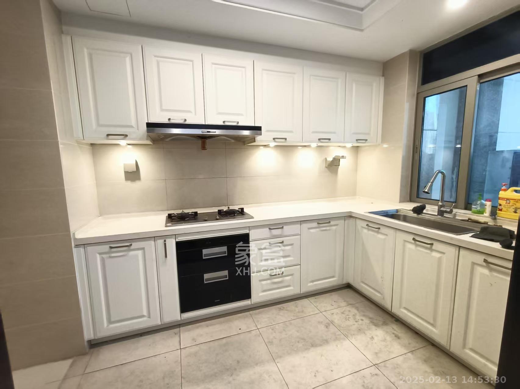 梅溪湖金茂府(金茂广场)(金茂览秀城) 4室2厅3卫 8000.0元/月 梅溪湖金茂府(金茂广场)(金茂览秀城) 4室2厅3卫 8000.0元/月室内图