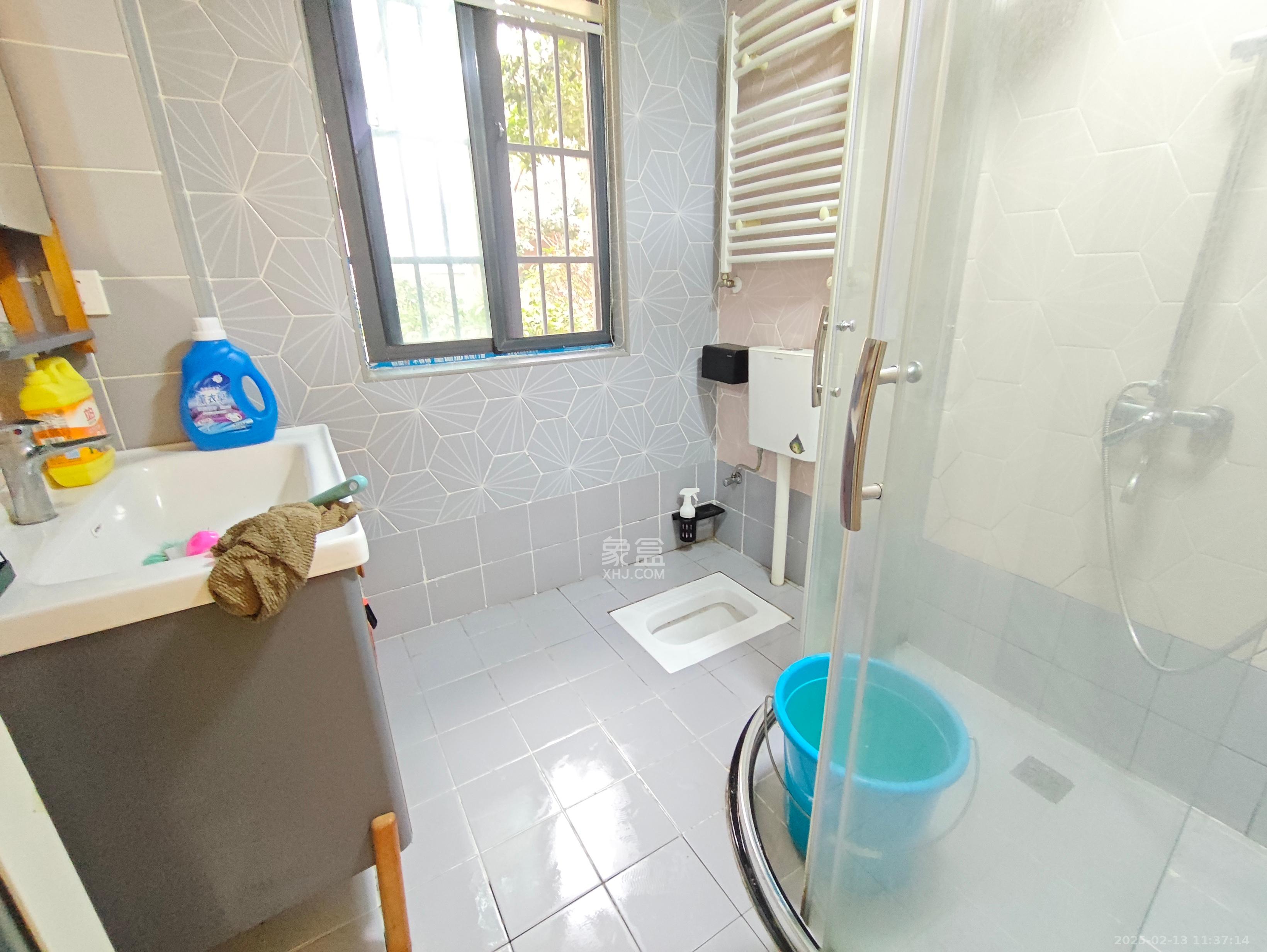 澳海澜庭  4室2厅2卫    3200.0元/月 澳海澜庭  4室2厅2卫    3200.0元/月室内图