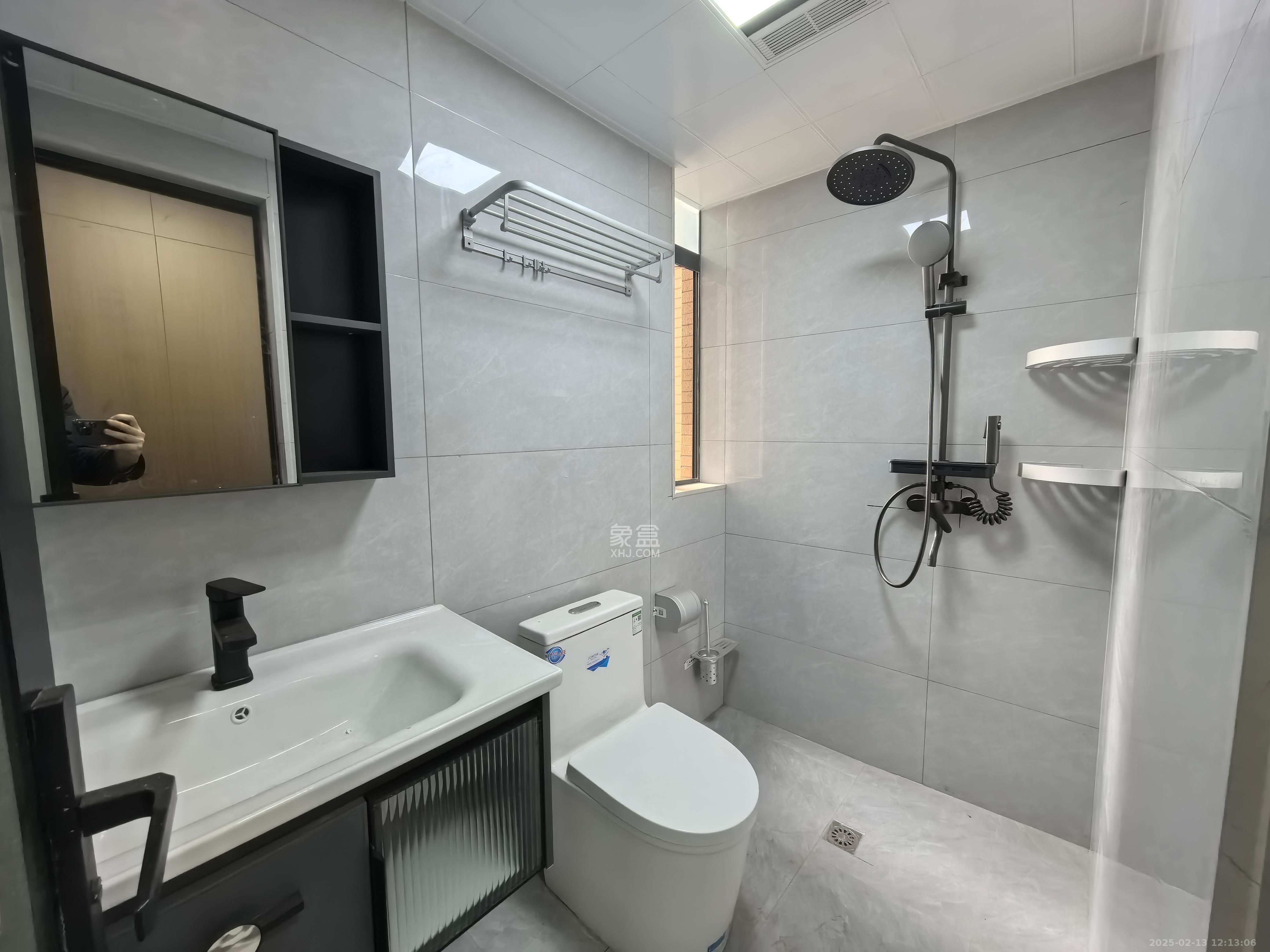 百合御都 3室2厅2卫 2000.0元/月 百合御都 3室2厅2卫 2000.0元/月室内图