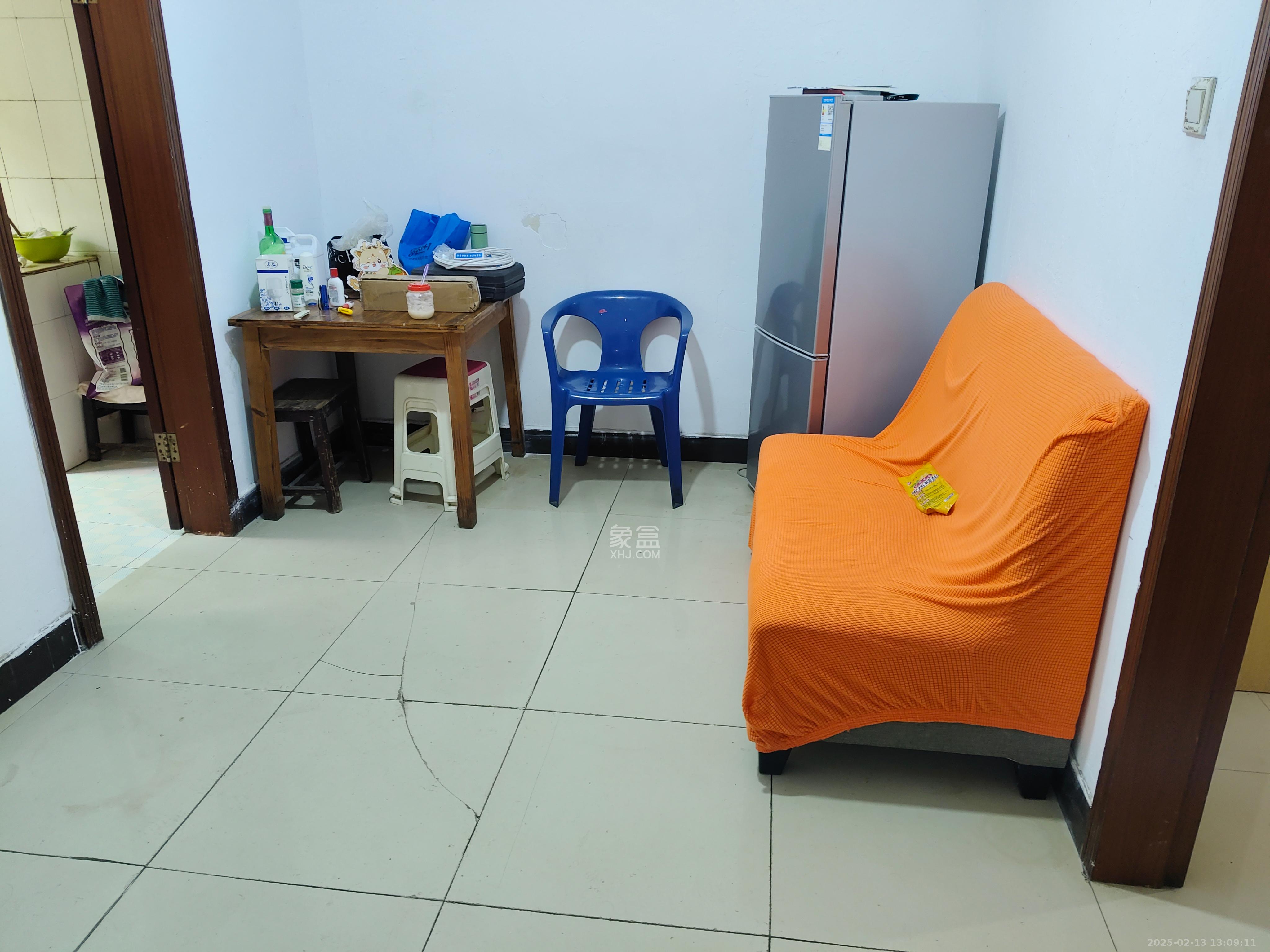 新合四村  3室1厅0卫    2100.0元/月 新合四村  3室1厅0卫    2100.0元/月室内图