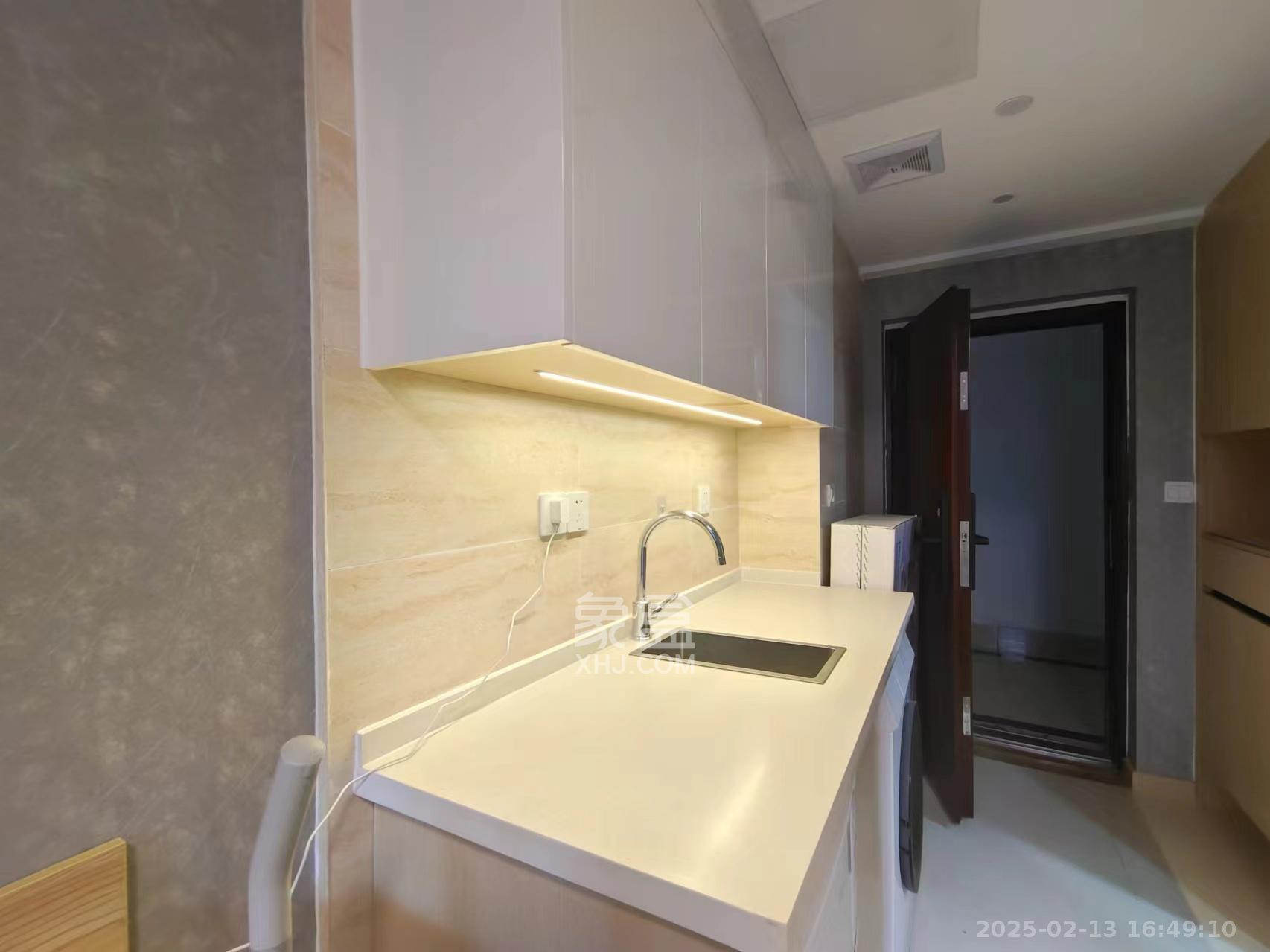 君合天玺 1室0厅0卫 1700.0元/月 君合天玺 1室0厅0卫 1700.0元/月室内图