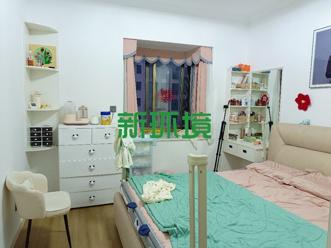 西溪美景  1室0厅0卫   61.80万客厅