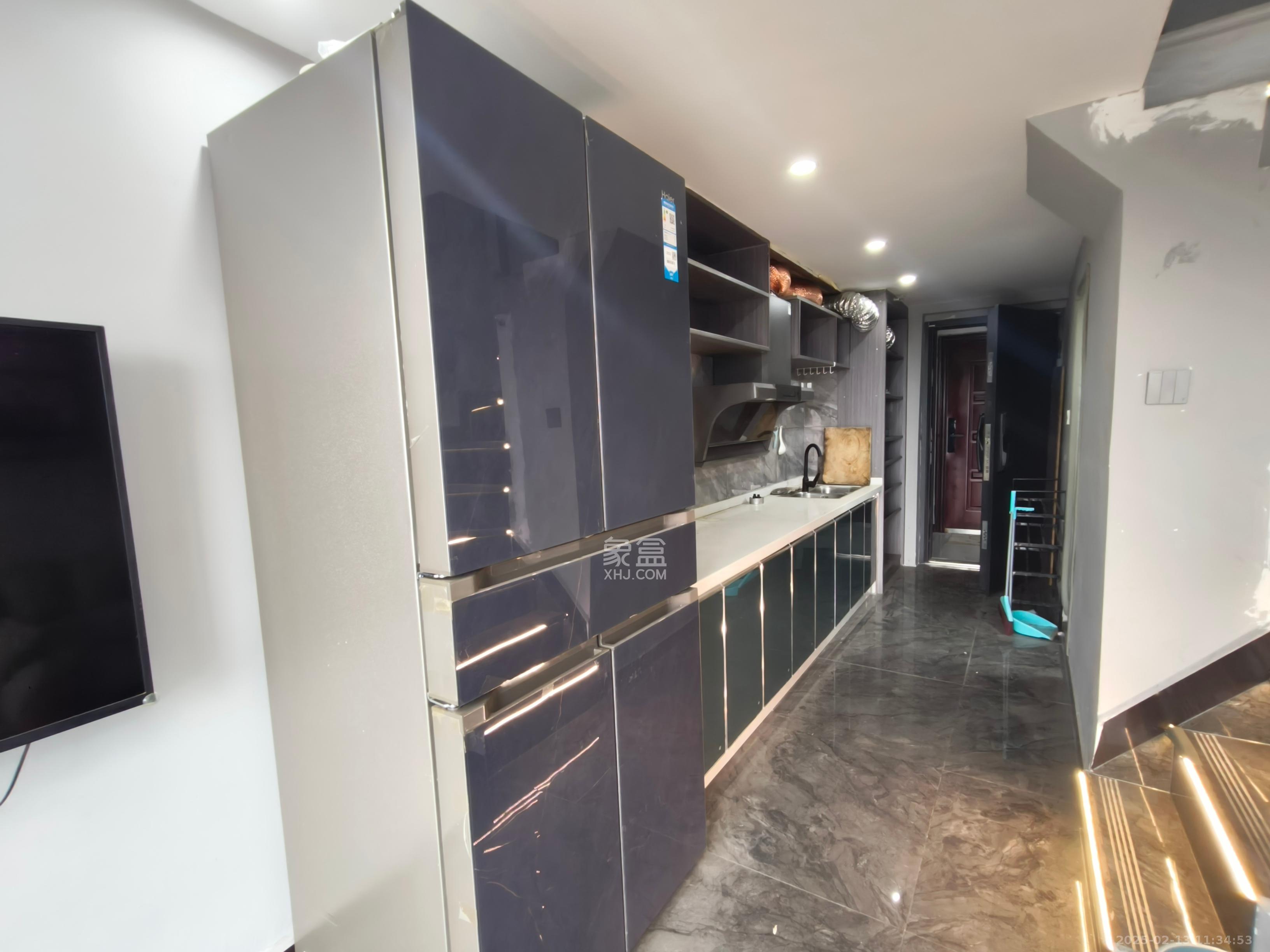 新长海D1站 1室1厅1卫 1500.0元/月 新长海D1站 1室1厅1卫 1500.0元/月室内图