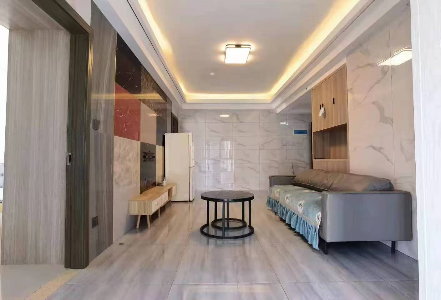 金钟大雁城  2室2厅0卫    2500.0元/月 金钟大雁城  2室2厅0卫    2500.0元/月室内图