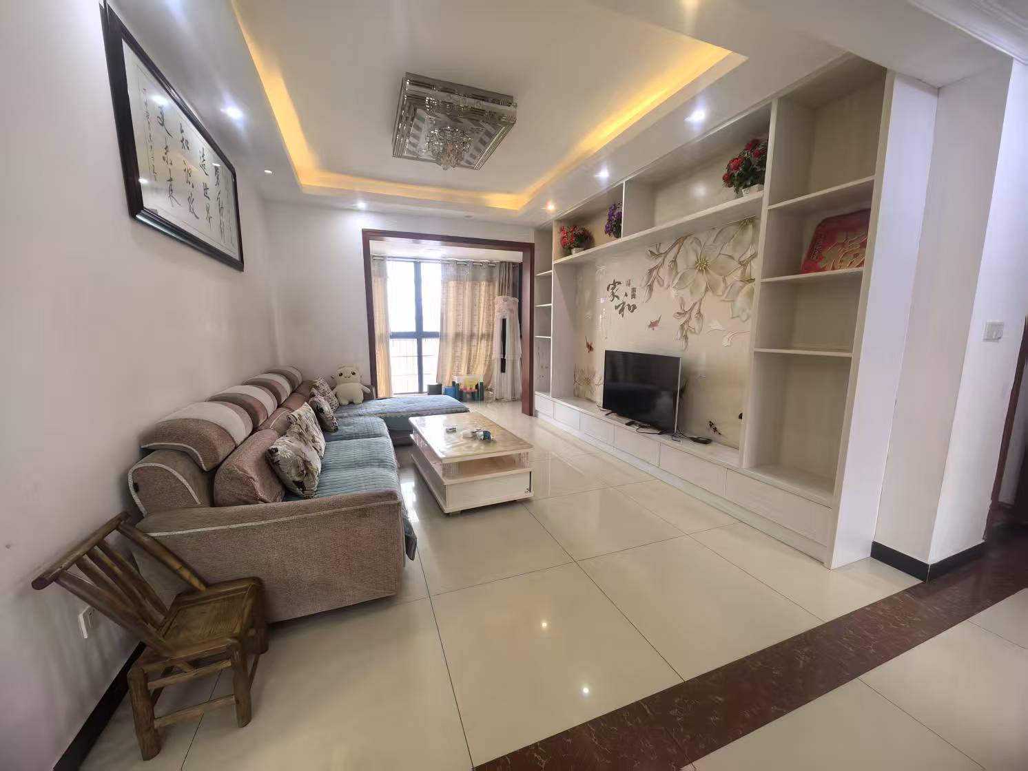 康城上品 3室2厅2卫 1800.0元/月 康城上品 3室2厅2卫 1800.0元/月室内图