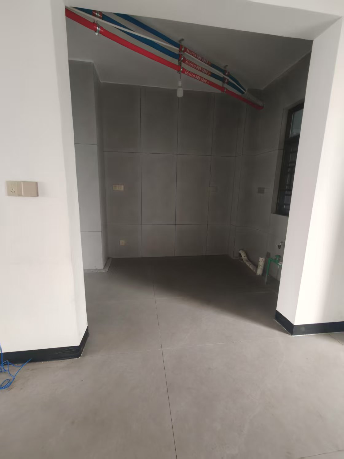 青春里  1室0厅0卫    2200.0元/月室内图