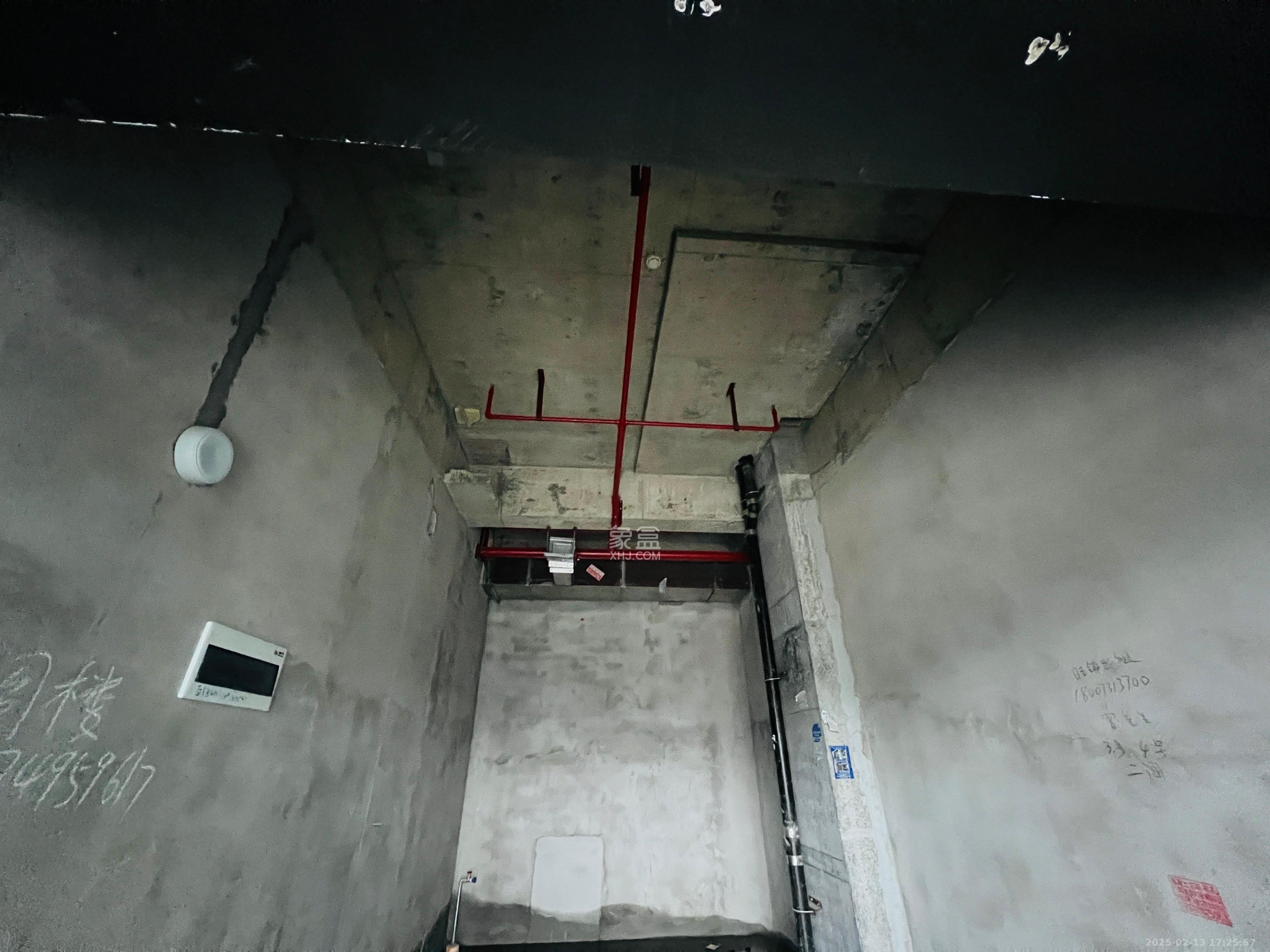 绿地V岛   30.0㎡      3800.0元/月室内图