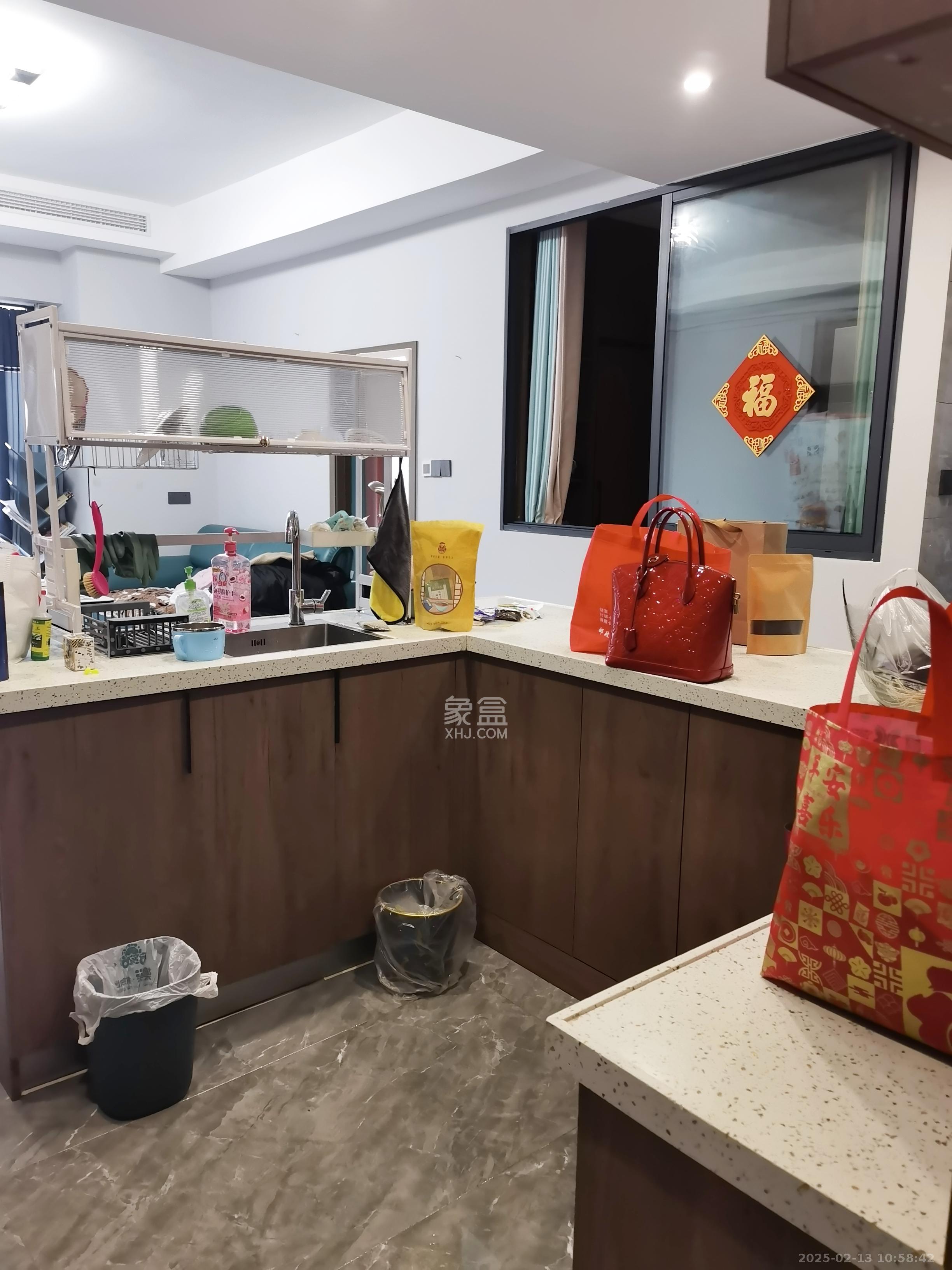 中建悦和城 2室2厅1卫 2500.0元/月 中建悦和城 2室2厅1卫 2500.0元/月室内图