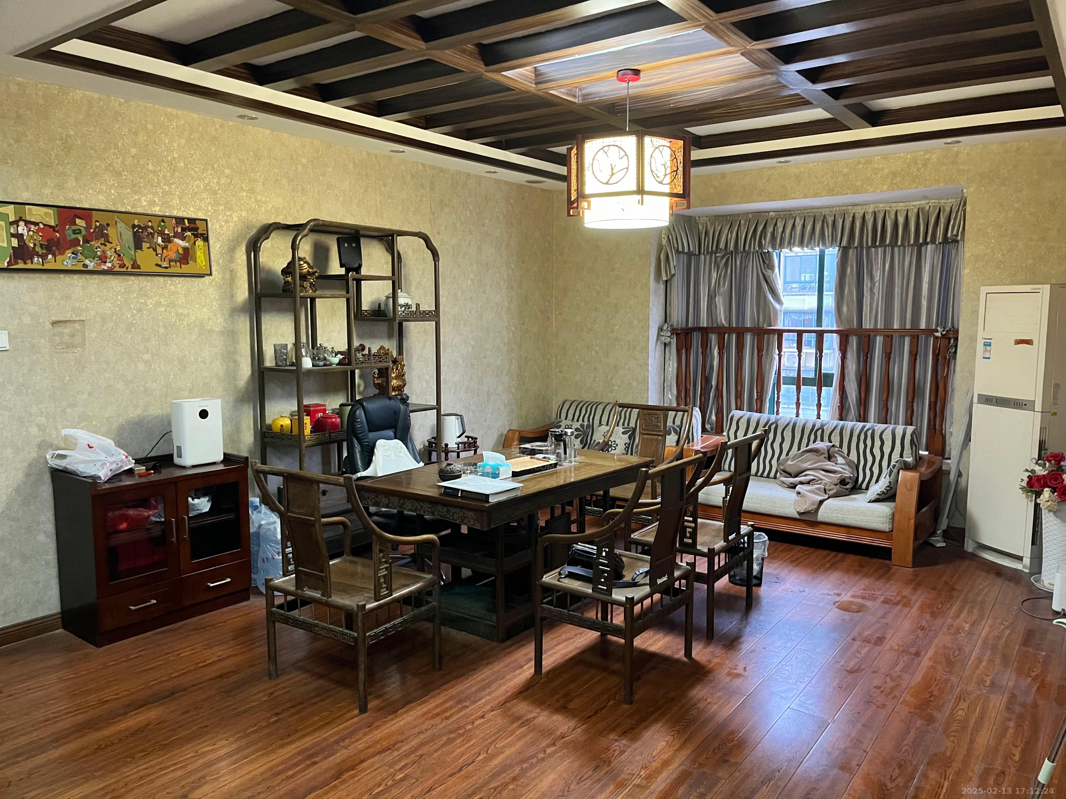 新城首座 3室2厅2卫 2100.0元/月 新城首座 3室2厅2卫 2100.0元/月室内图