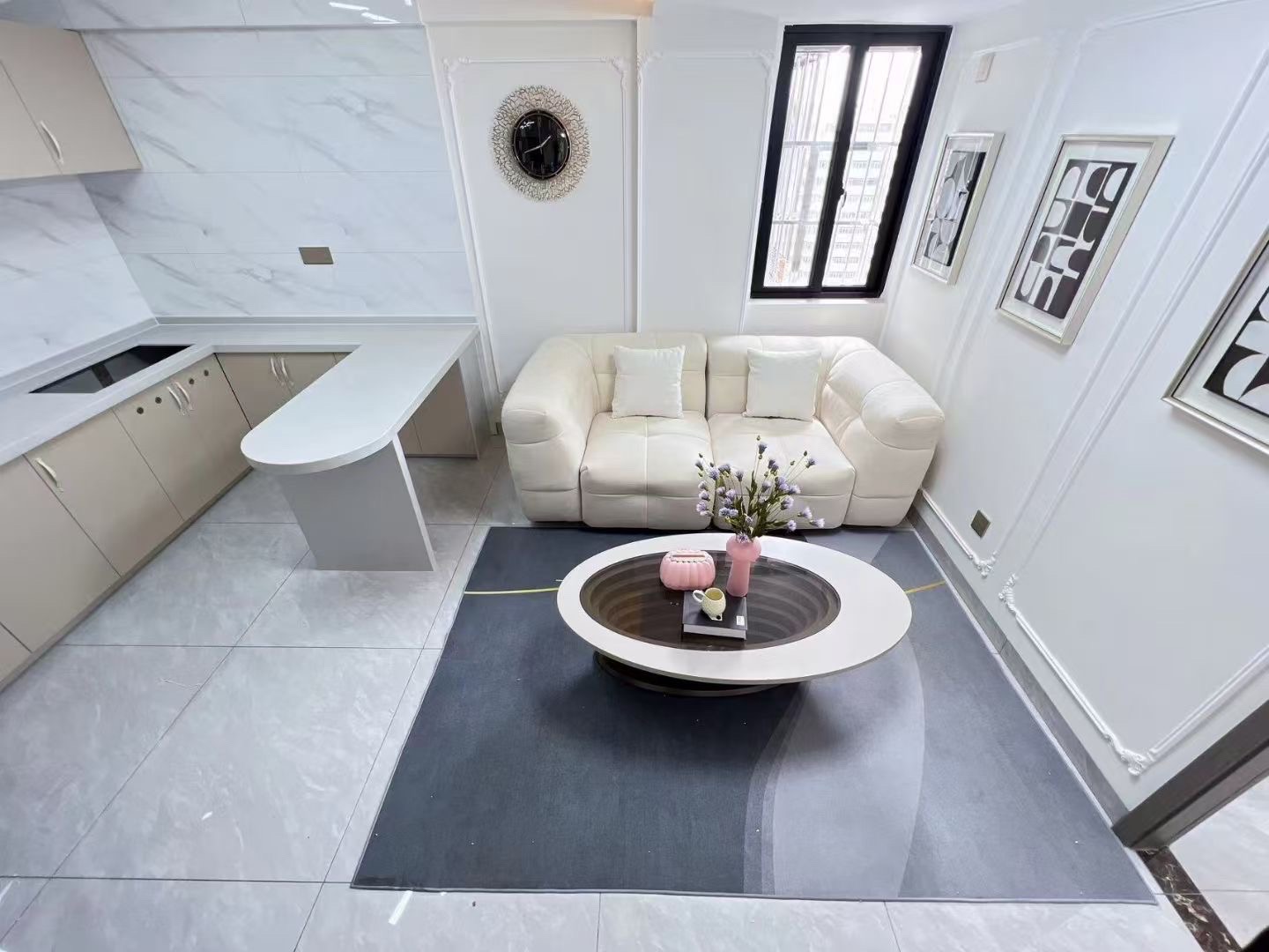 澳华大厦 1室0厅0卫 55.0万 澳华大厦 1室0厅0卫 55.0万客厅