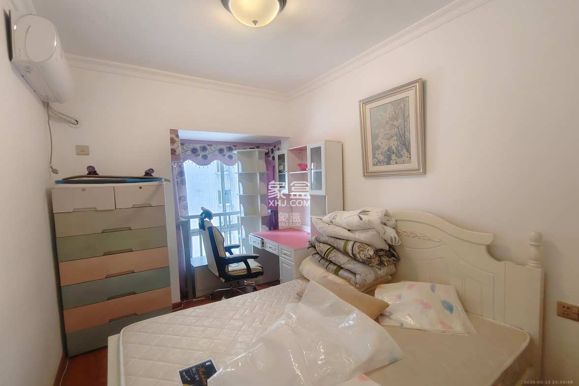 城市动力  1室0厅0卫    3400.0元/月 城市动力  1室0厅0卫    3400.0元/月室内图1