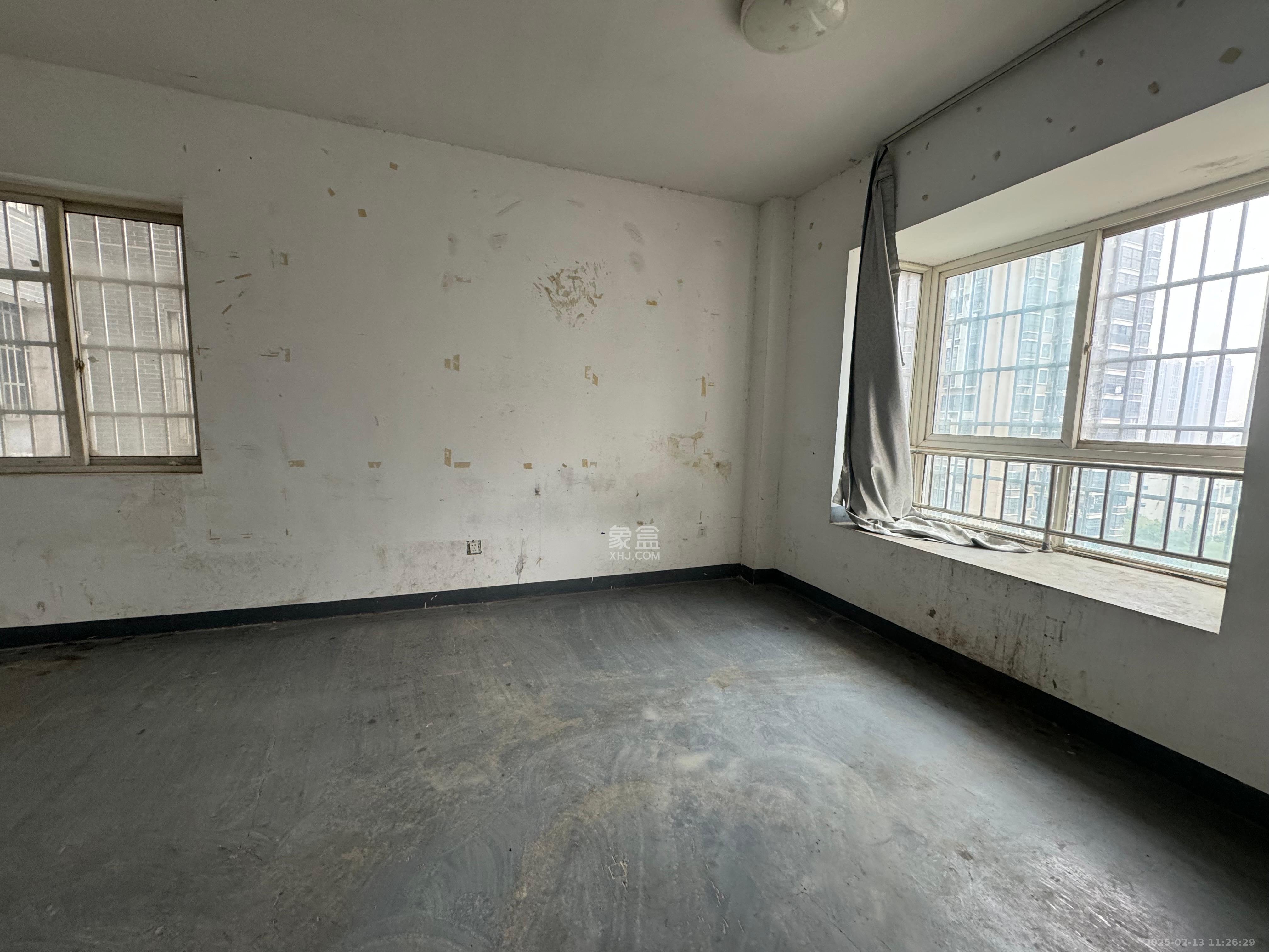 景上鑫苑 4室2厅2卫 1800.0元/月 景上鑫苑 4室2厅2卫 1800.0元/月室内图