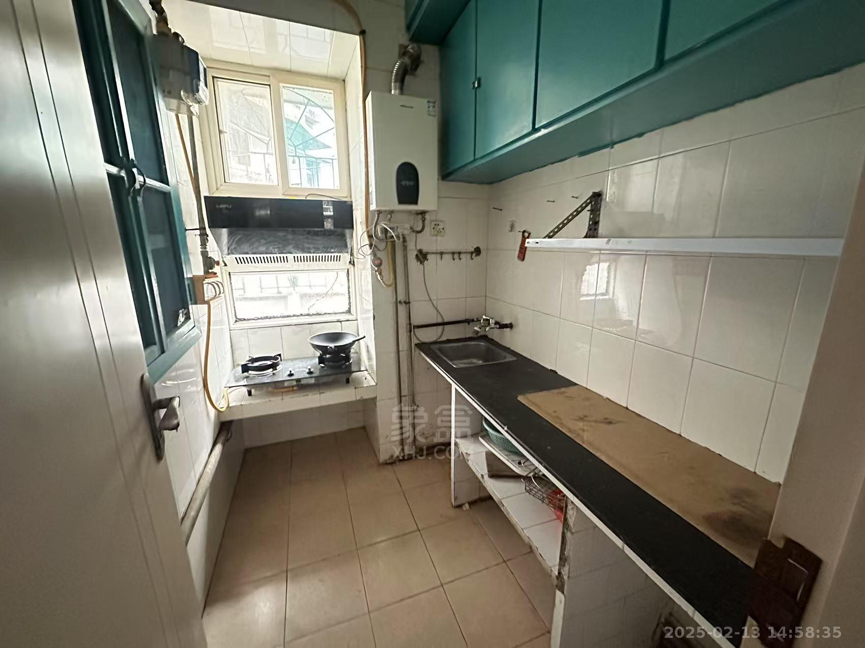 人民中路 2室1厅1卫 800.0元/月 人民中路 2室1厅1卫 800.0元/月室内图