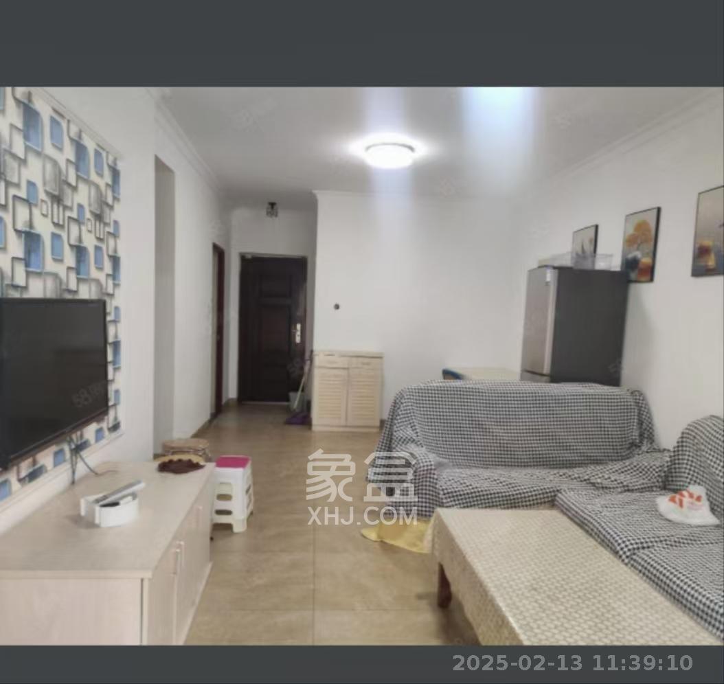 绿地香树花城 2室1厅1卫 1300.0元/月 绿地香树花城 2室1厅1卫 1300.0元/月室内图